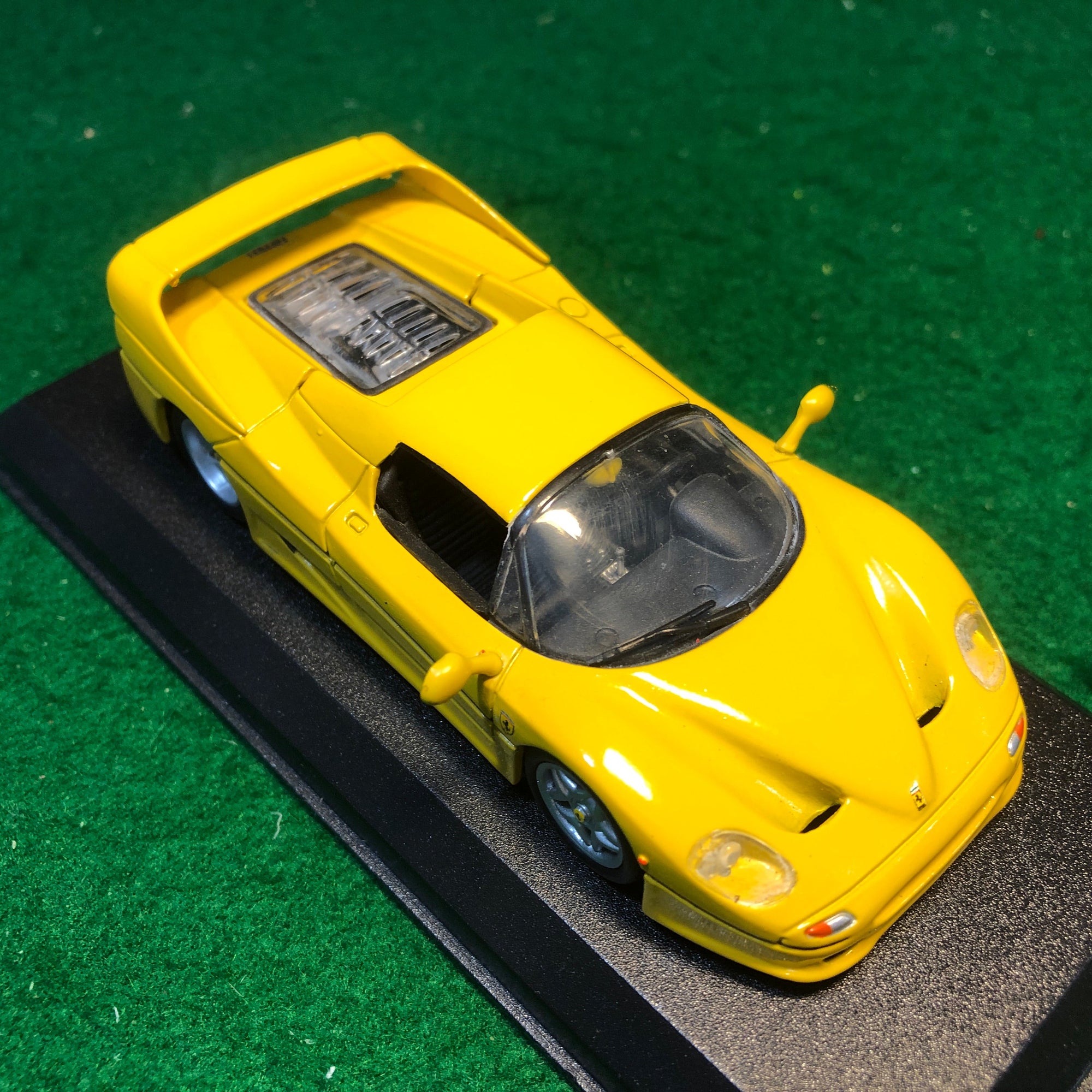 Ferrari F50 Coupe Yellow by DetailCars 1:43 (391)
