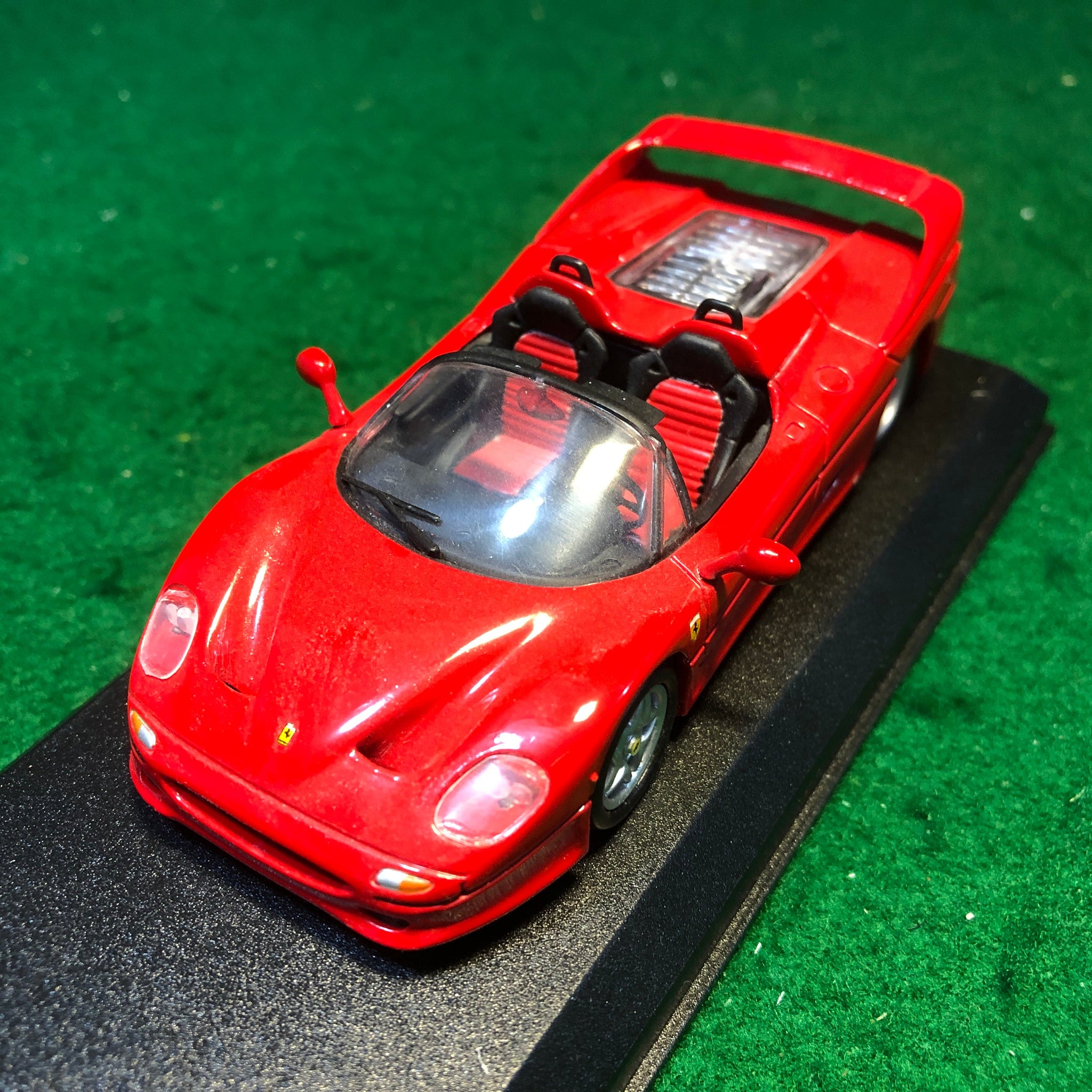 Ferrari F50 Cabrio Red by DetailCars 1:43 (393)