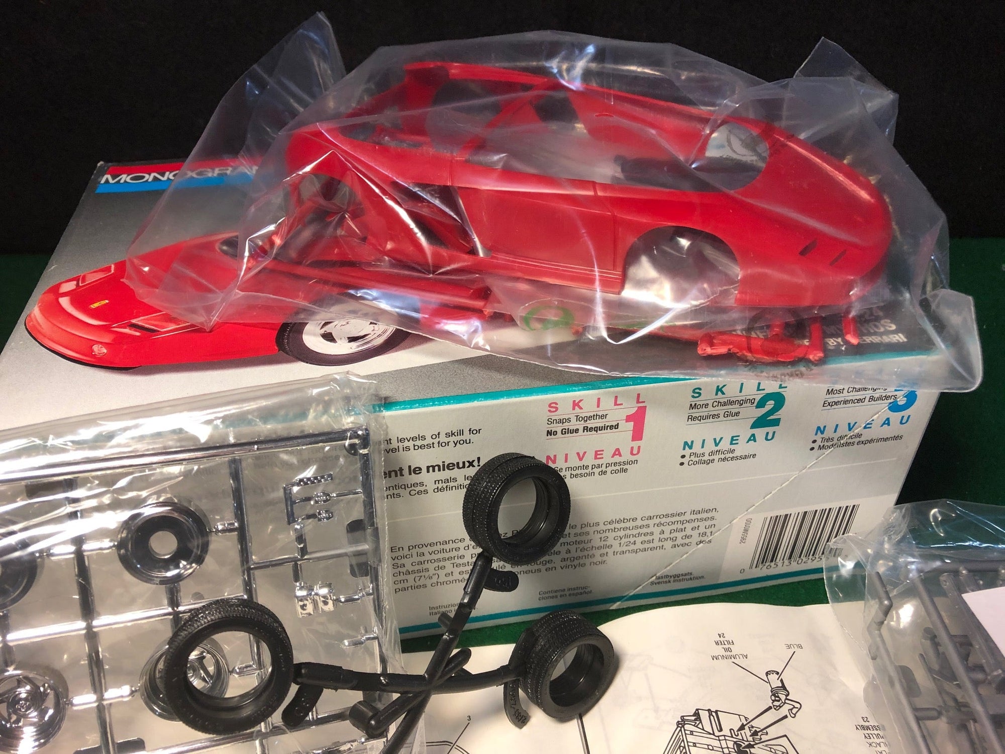 Ferrari Mythos Pininifarina by Monogram 1:24 (2955)