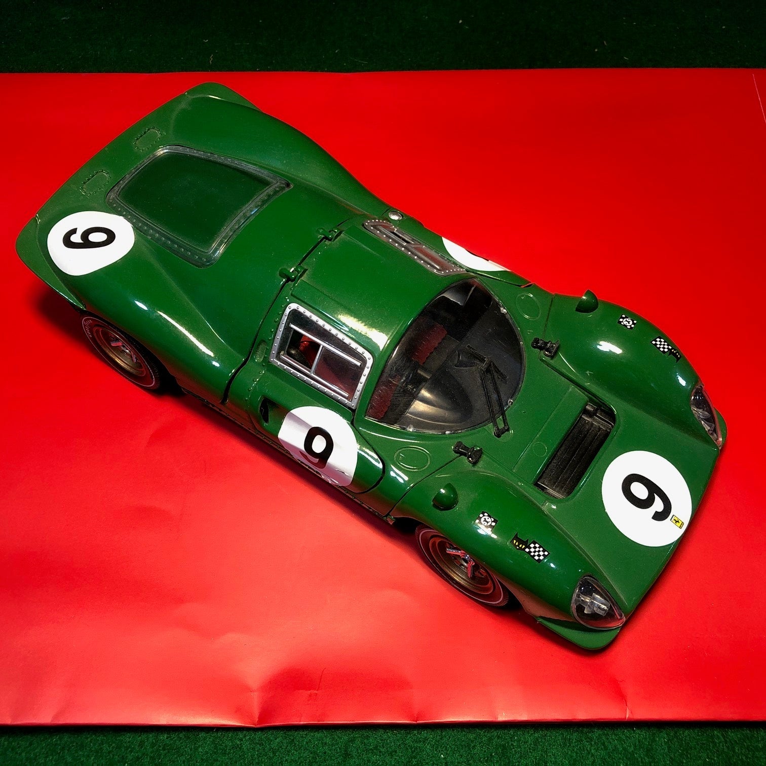 Ferrari 412 P4 N 9 1967 1000 Km Spa by Eagle's Race 1:18 (303800)(No box)