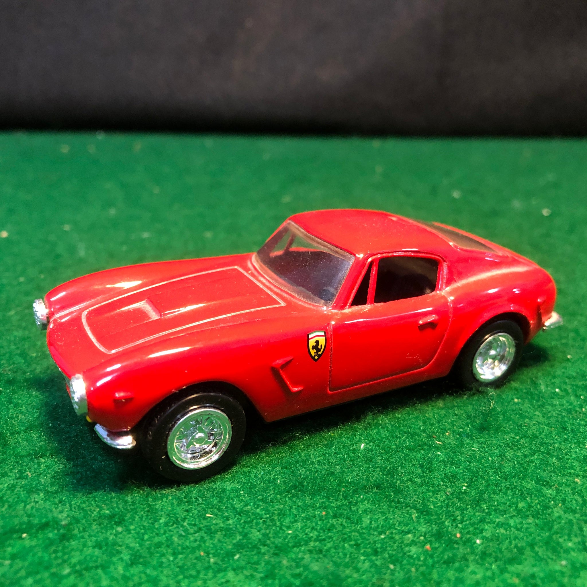Ferrari 250 GT SWB Berlinetta Red by Ertl 1:43 (2853)(No box)