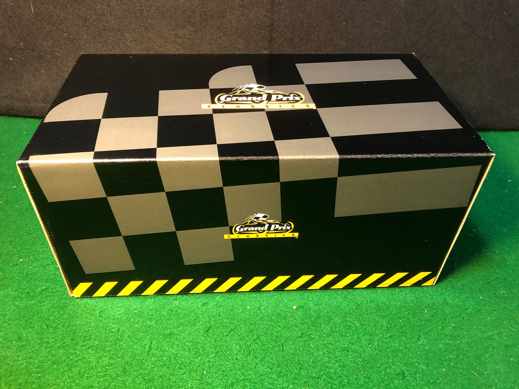 1979 Ferrari 312T4 Jody Scheckter by Exoto 1:18  (97072)