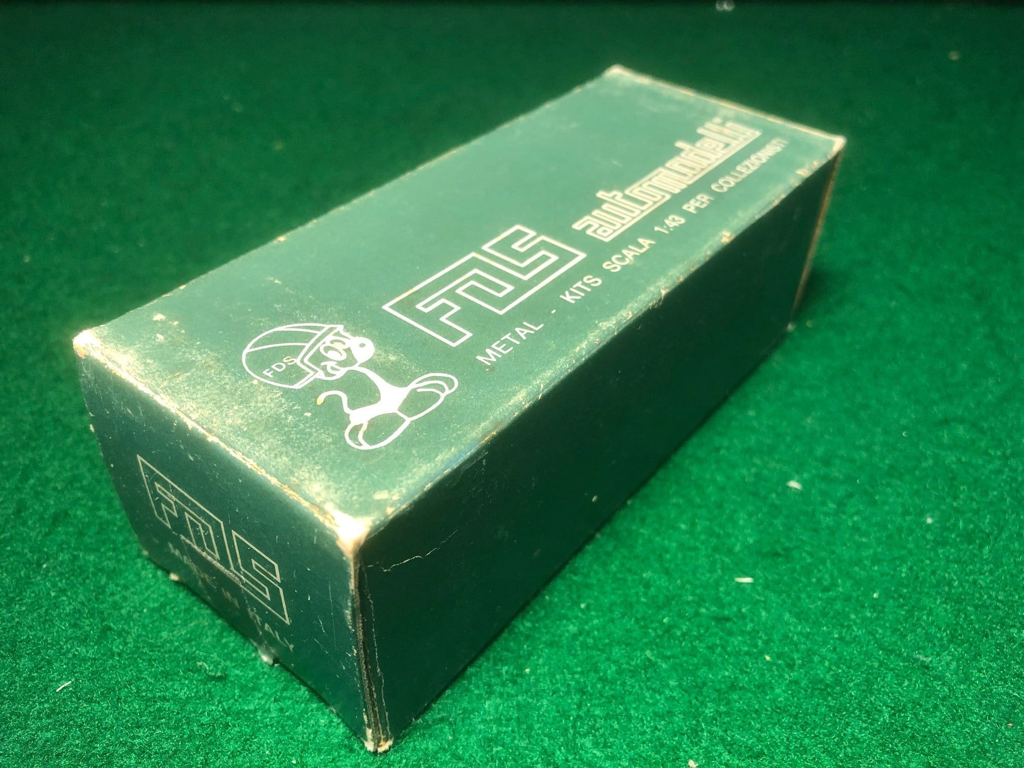 Ferrari Dino 156 F1 1963 N 21 John Surtees by FDS 1:43 (95)