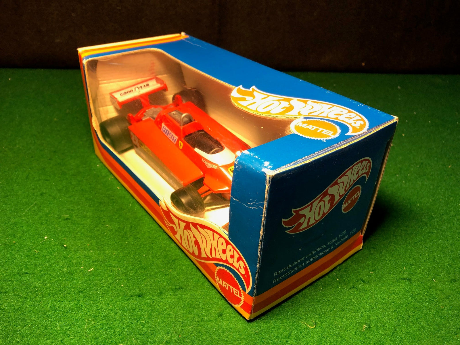 Ferrari 126CK Turbo Fi Didier Pironi N 28 by HotWheels 1:25