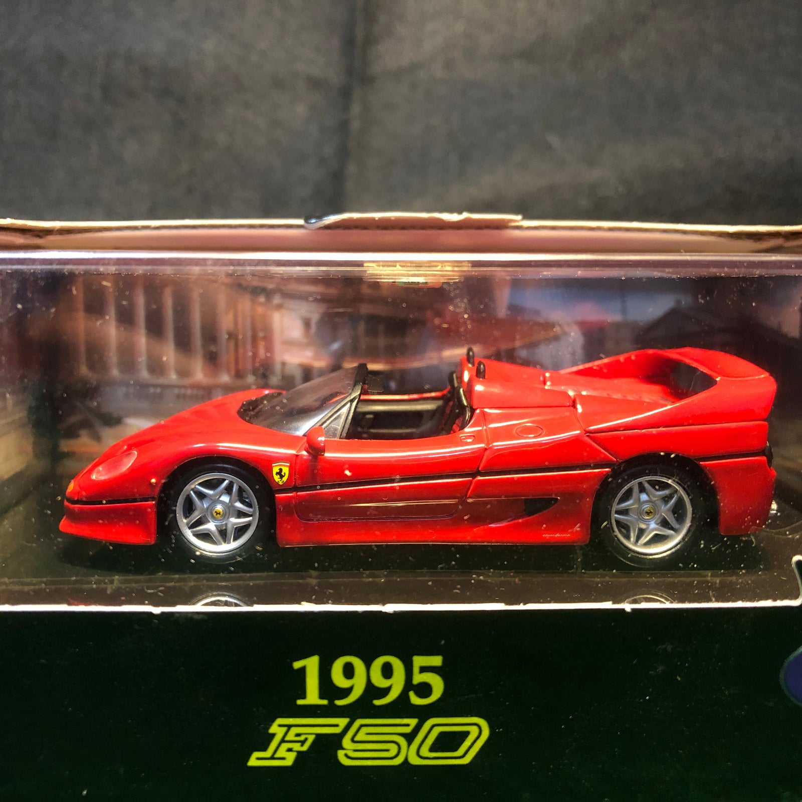Ferrari F50 Red by HotWheels 1:43 (22180)