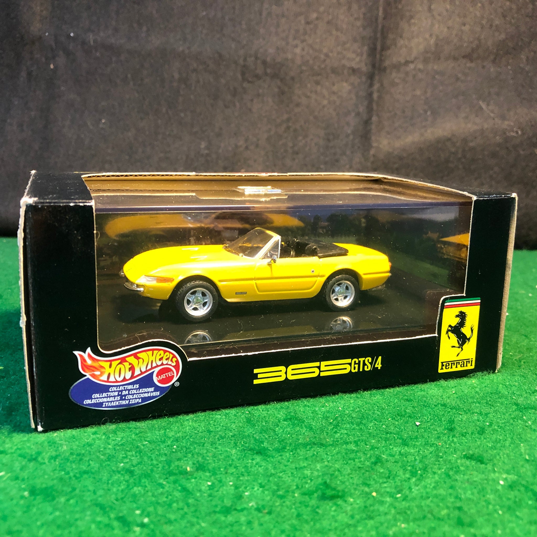 Ferrari 365 GTS/4 Daytona Yellow by HotWheels 1:43 (25719)