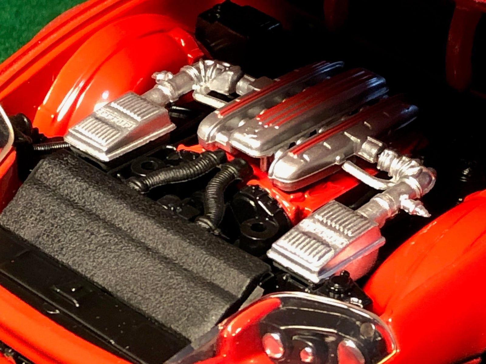 Ferrari 550 Maranello Red by HotWheels 1:18 (25734)(No box)