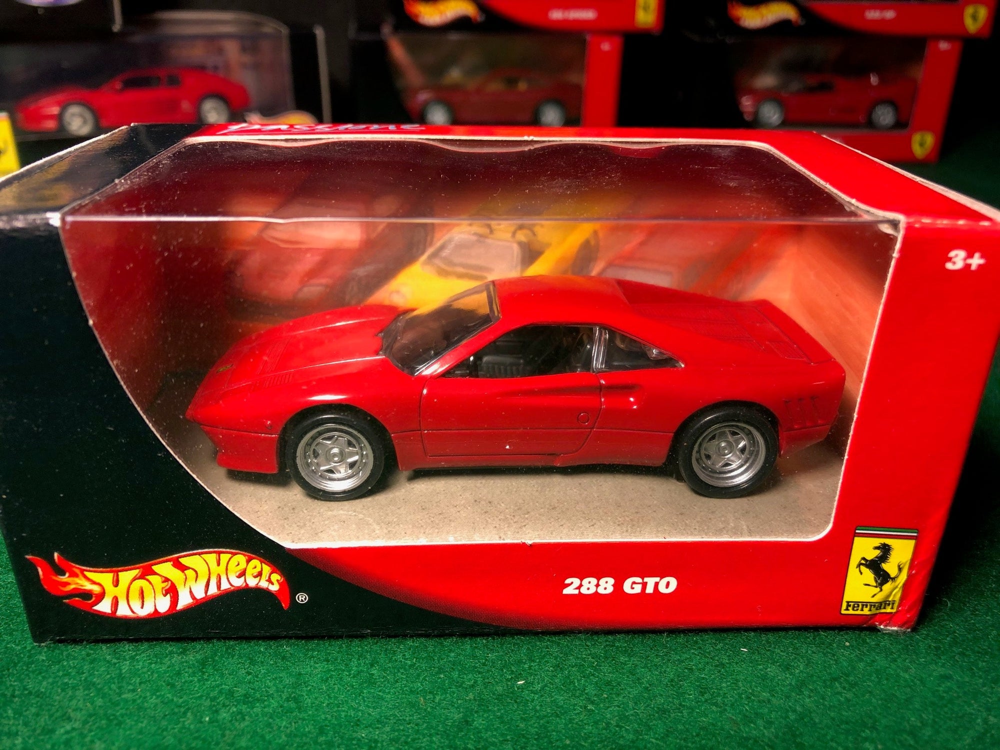 Ferrari 288 GTO Red by HotWheels 1:43 (53411)