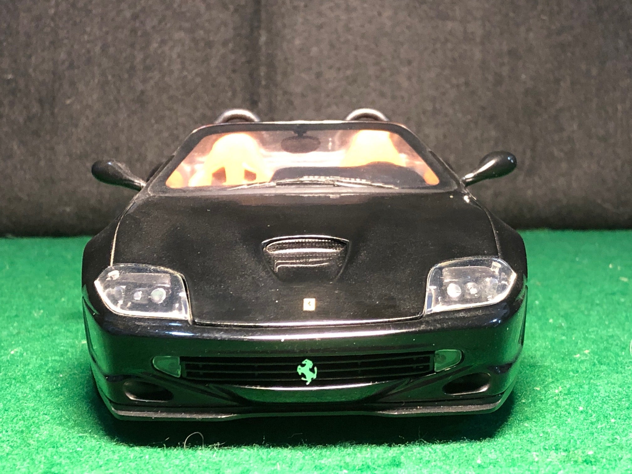 Ferrari 550 Barchetta Pininfarina Black by HotWheels 1:18 (54597)