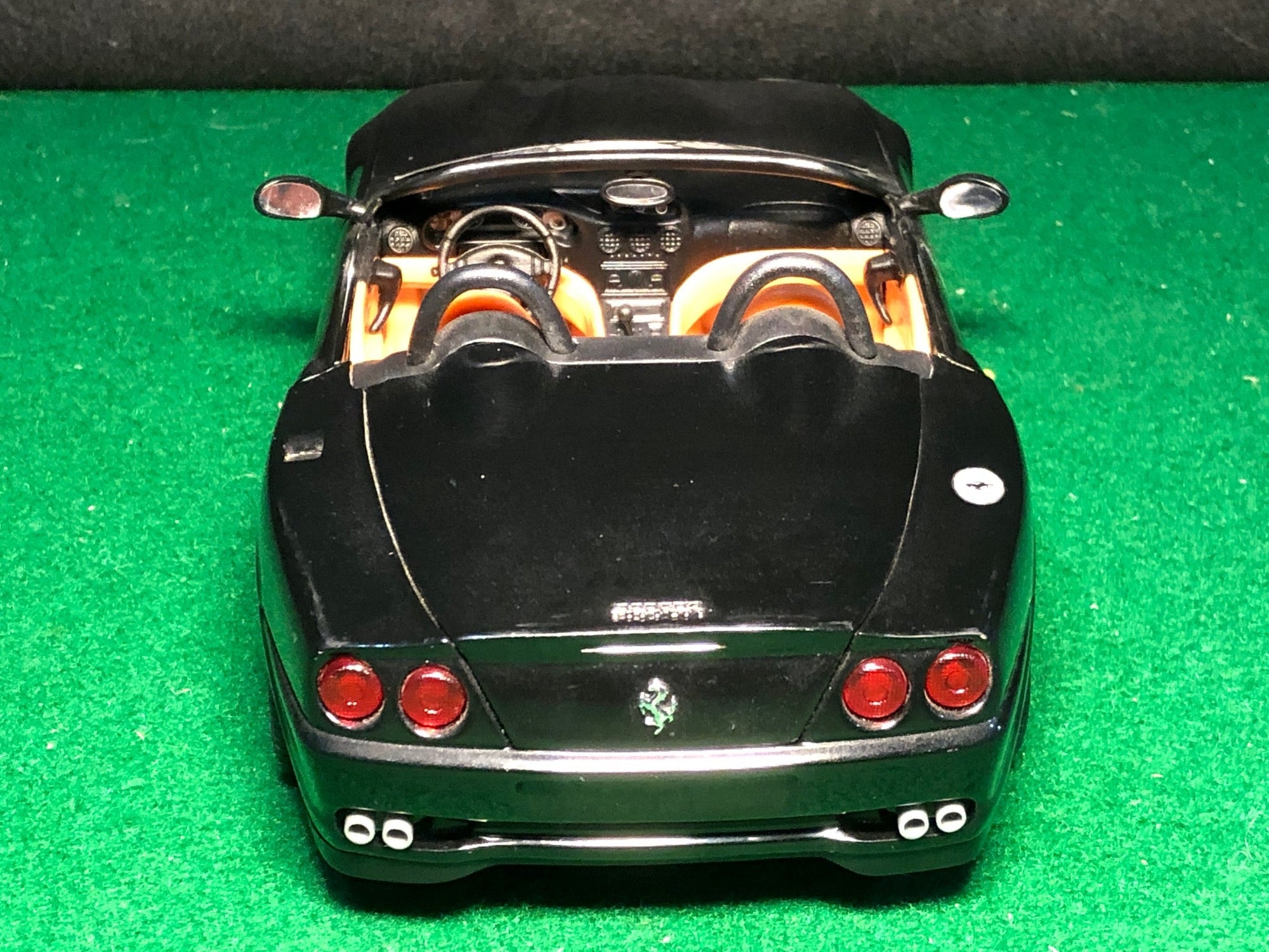 Ferrari 550 Barchetta Pininfarina Black by HotWheels 1:18 (54597)