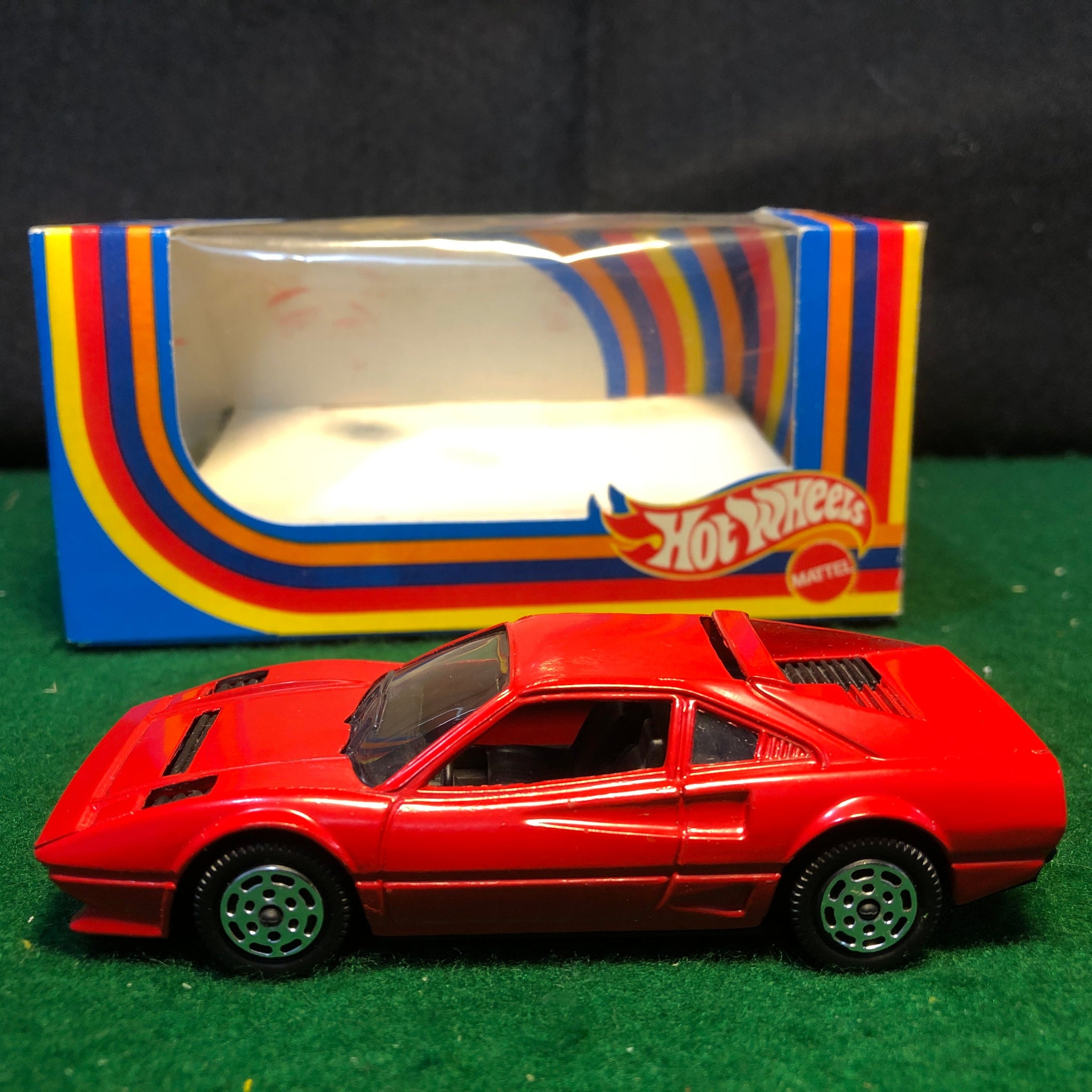 Ferrari 208 Turbo Red by HotWheels 1:43 (6010)