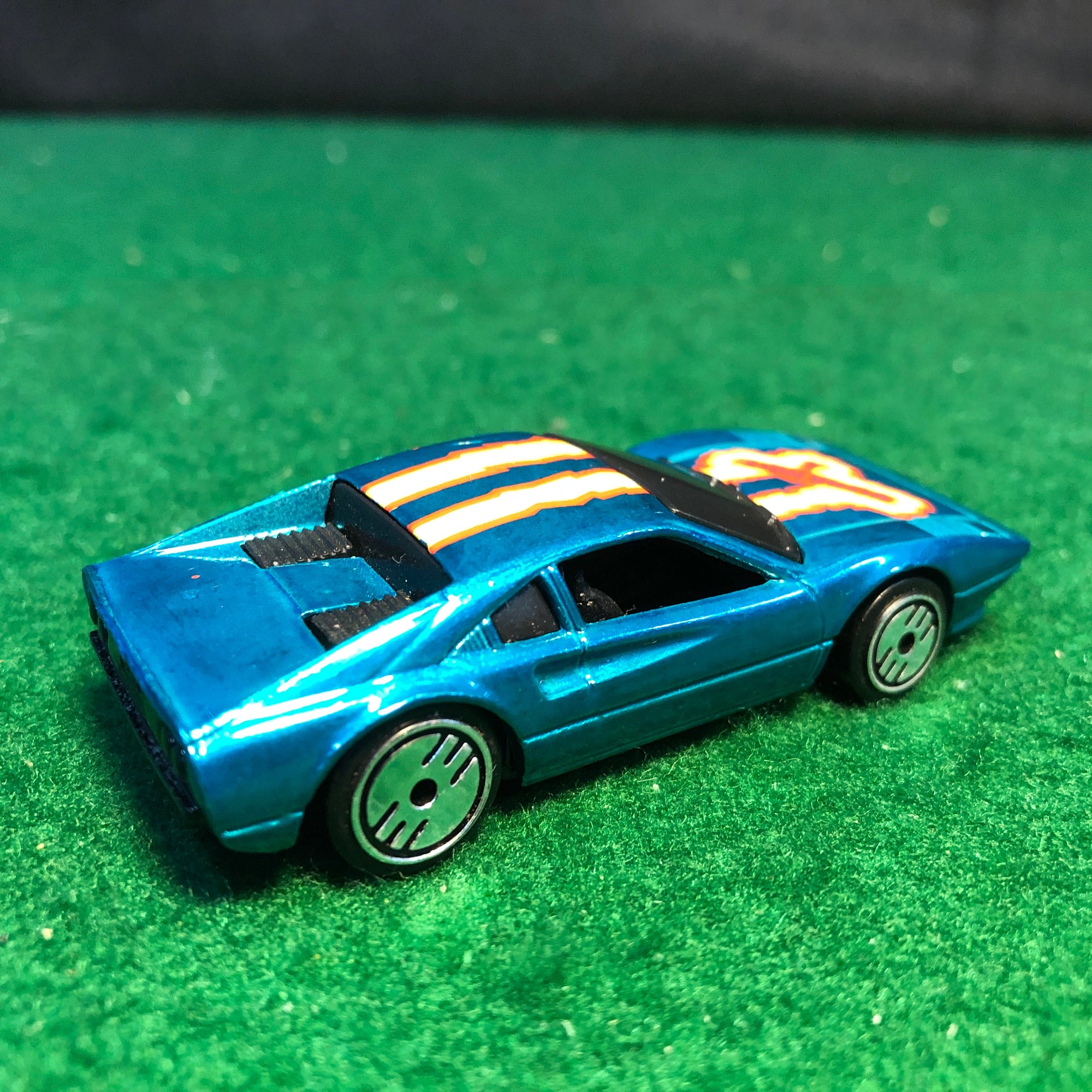 Ferrari 308 GTB Blue Ultra Hots by HotWheels 1:64 (UH)(9538)(No box)