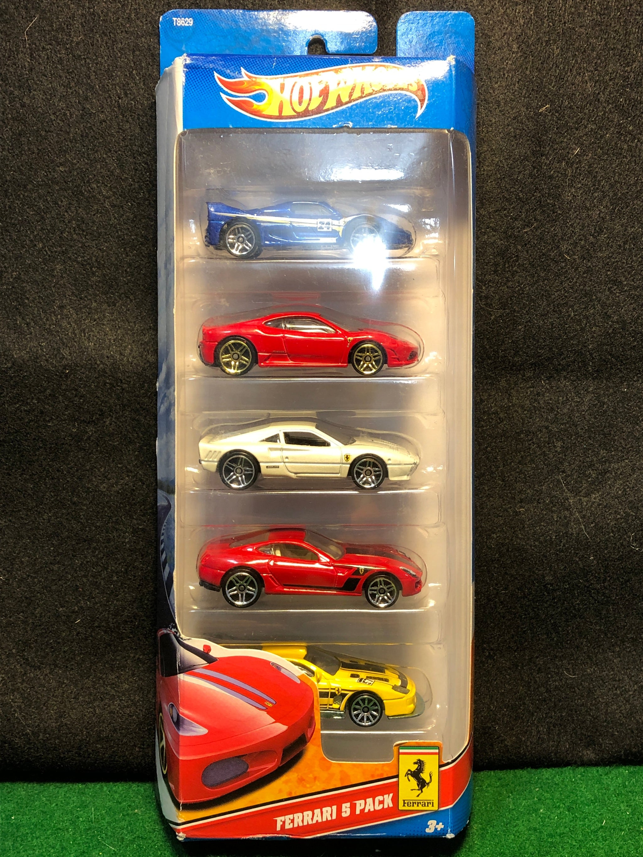 Ferrari 5-Pack Collector Set by HotWheels 1:64 (T8629)