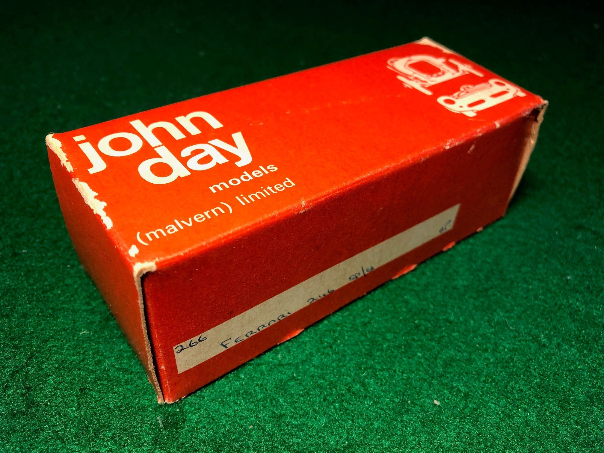 Ferrari 246 SP 1961 by John Day 1:43 (266)