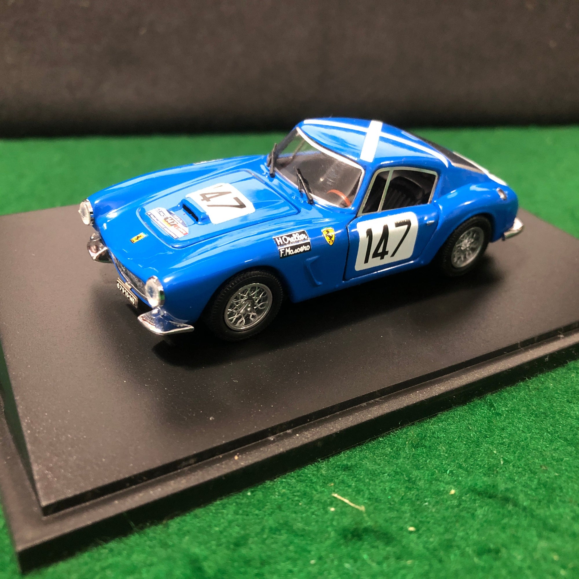 Ferrari 250 GT SWB Berlinetta N 147 by Jouef 1:43 (1033)