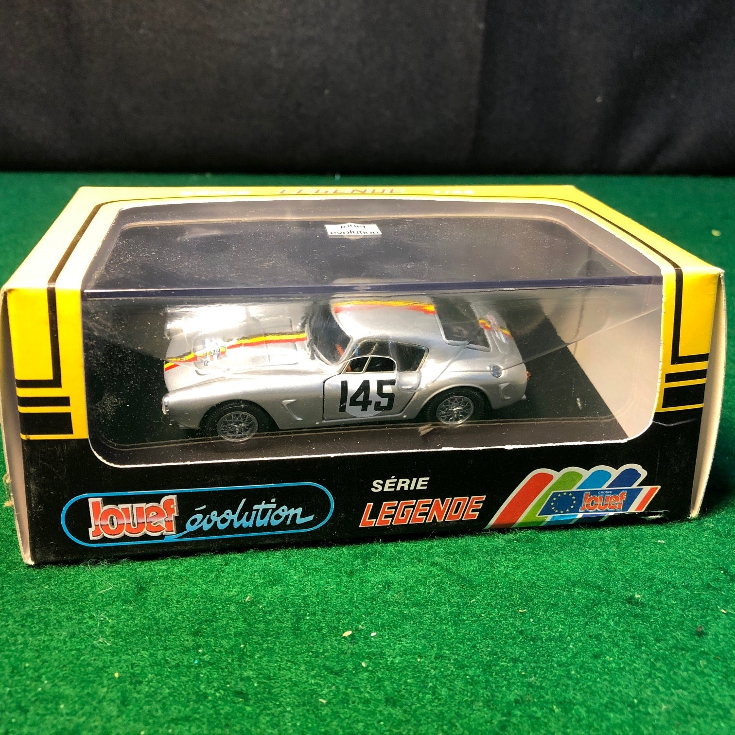 Ferrari 250 GT SWB Berlinetta N 145 by Jouef 1:43 (1035)