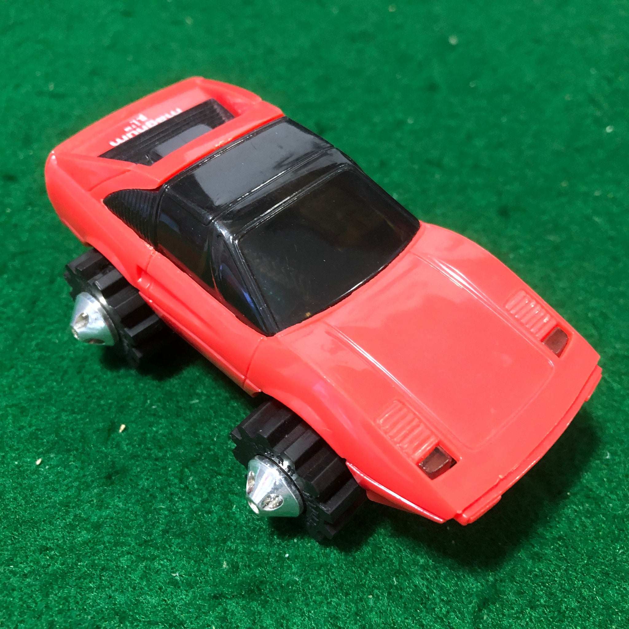 Ferrari 308 GTB Red Magnum PI Rough Riders Motorized & Headlights by LJN