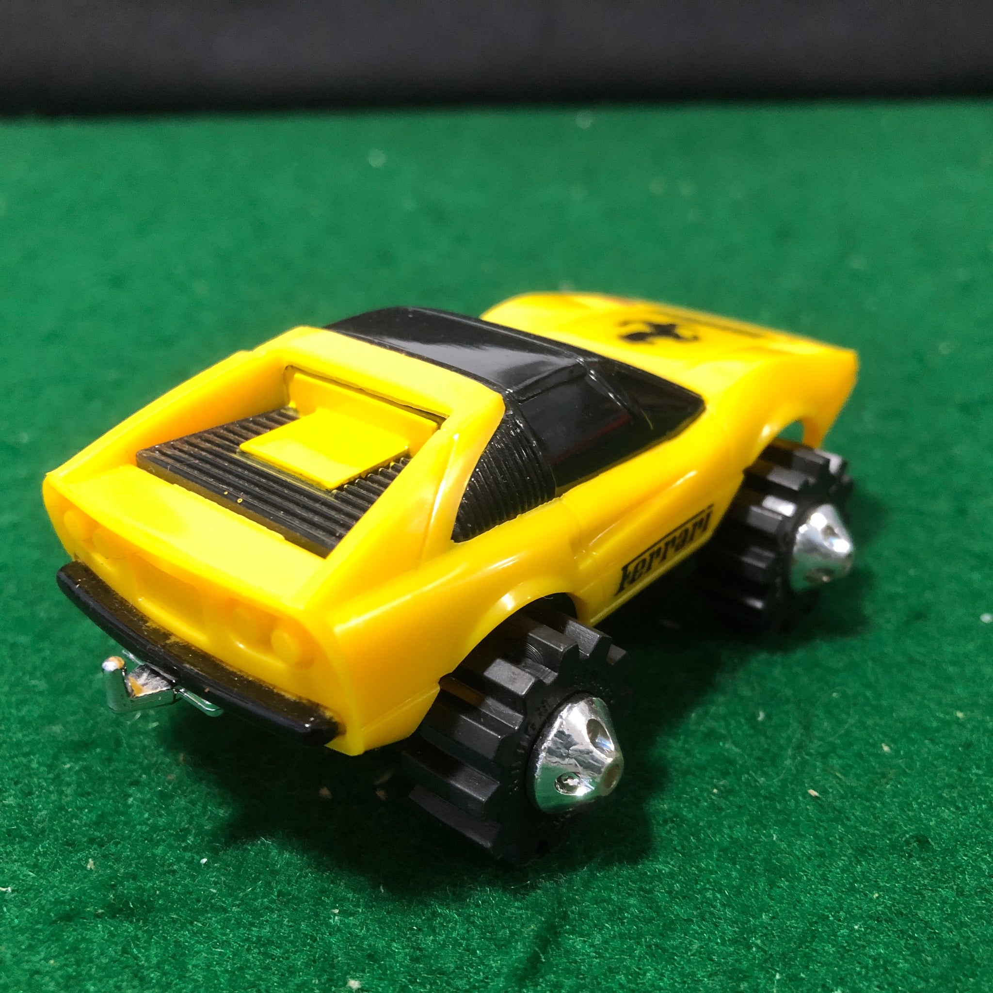 Ferrari 308 GTB Yellow Rough Riders Motorized & Headlights by LJN