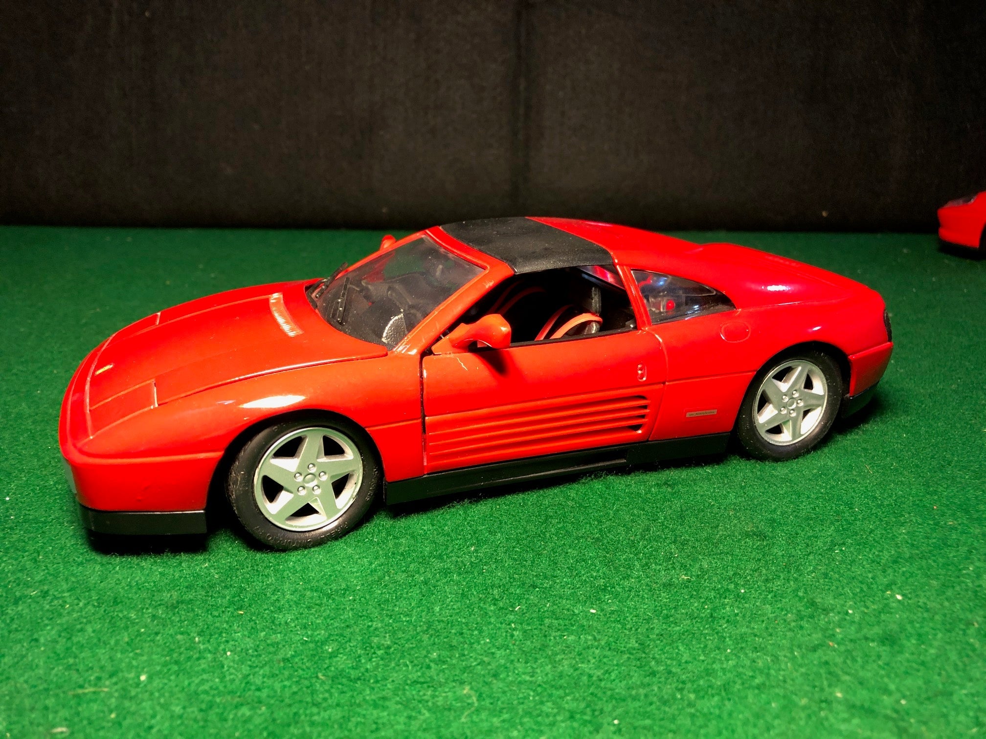 Ferrari 348 ts Red by Maisto 1:18 (28544)(No box)