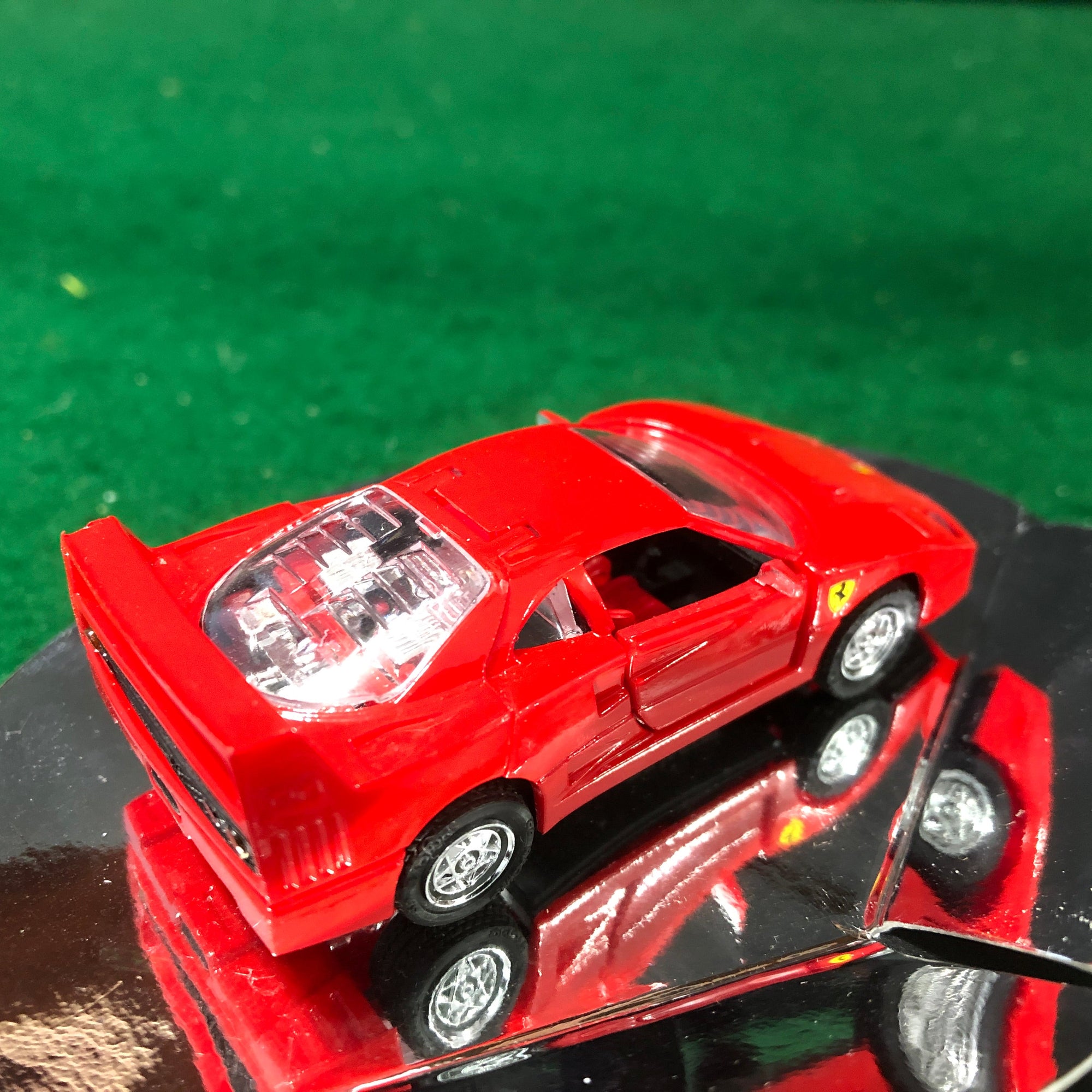 Ferrari F40 Red by Majorette 1:60 (1002)