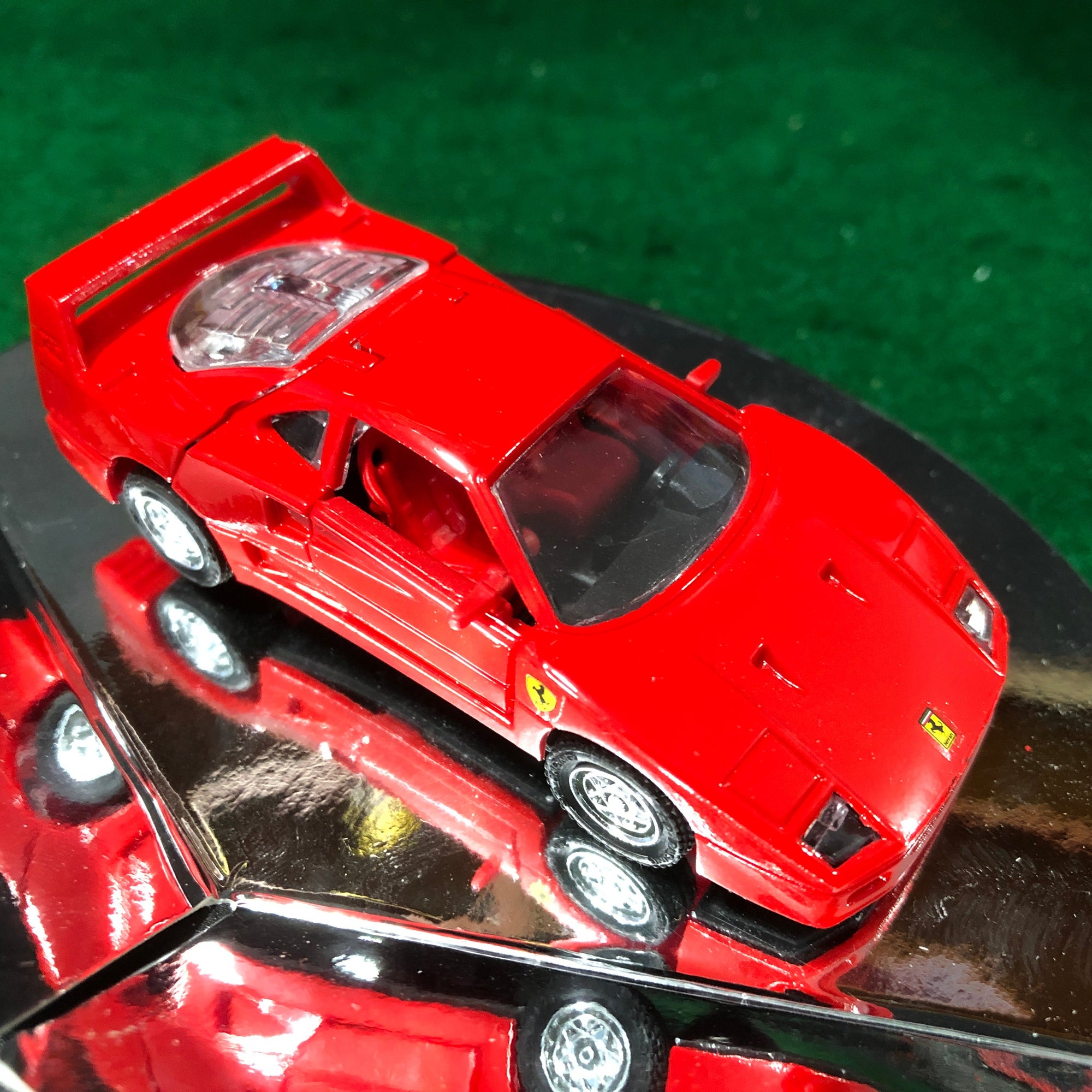Ferrari F40 Red by Majorette 1:60 (1002)