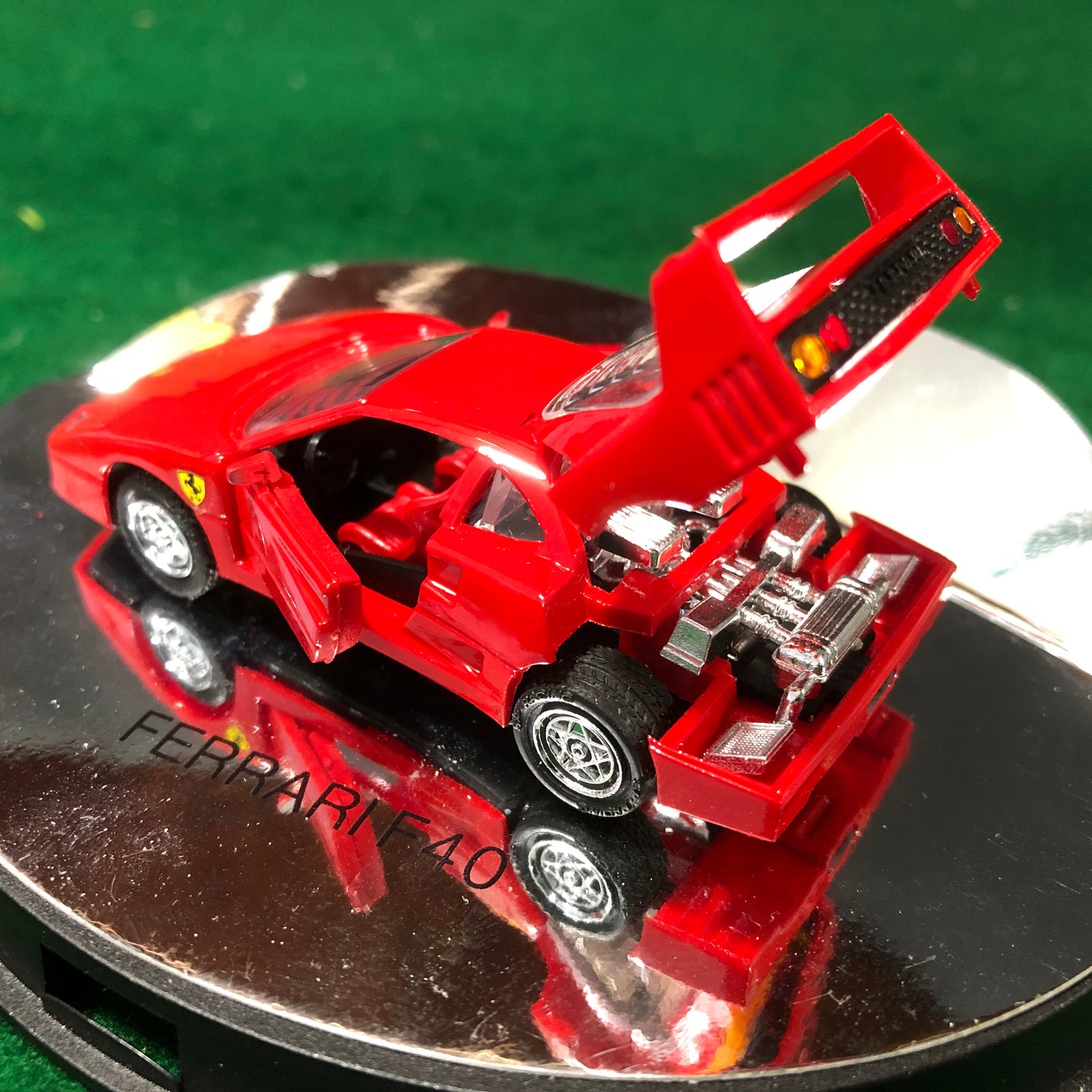 Ferrari F40 Red by Majorette 1:60 (1002)