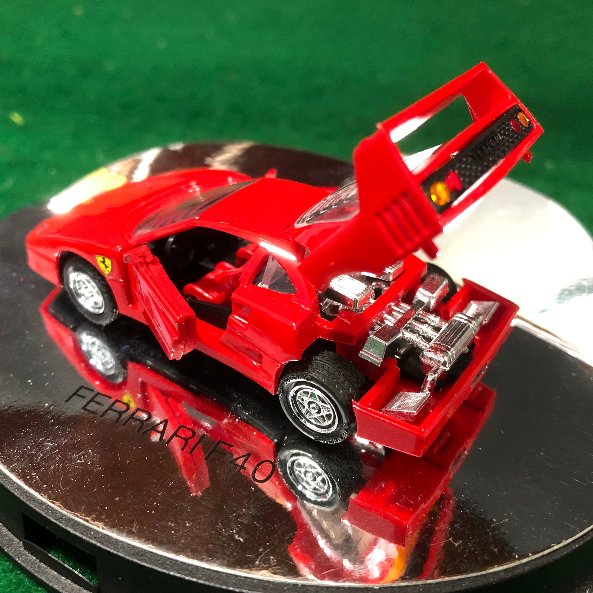 Ferrari F40 Red by Majorette 1:60 (1002)