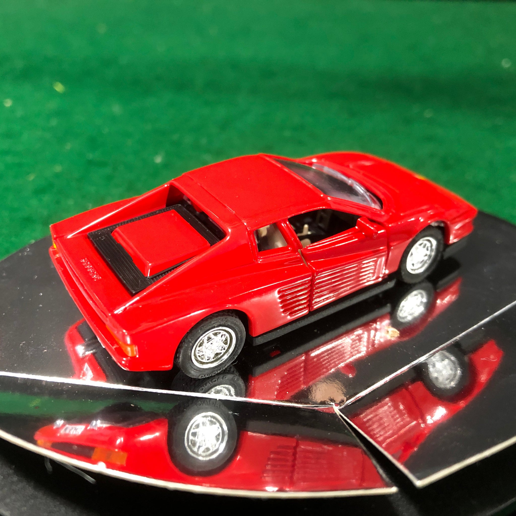 Ferrari Testarossa Red by Majorette 1:60 (1005)(no box)
