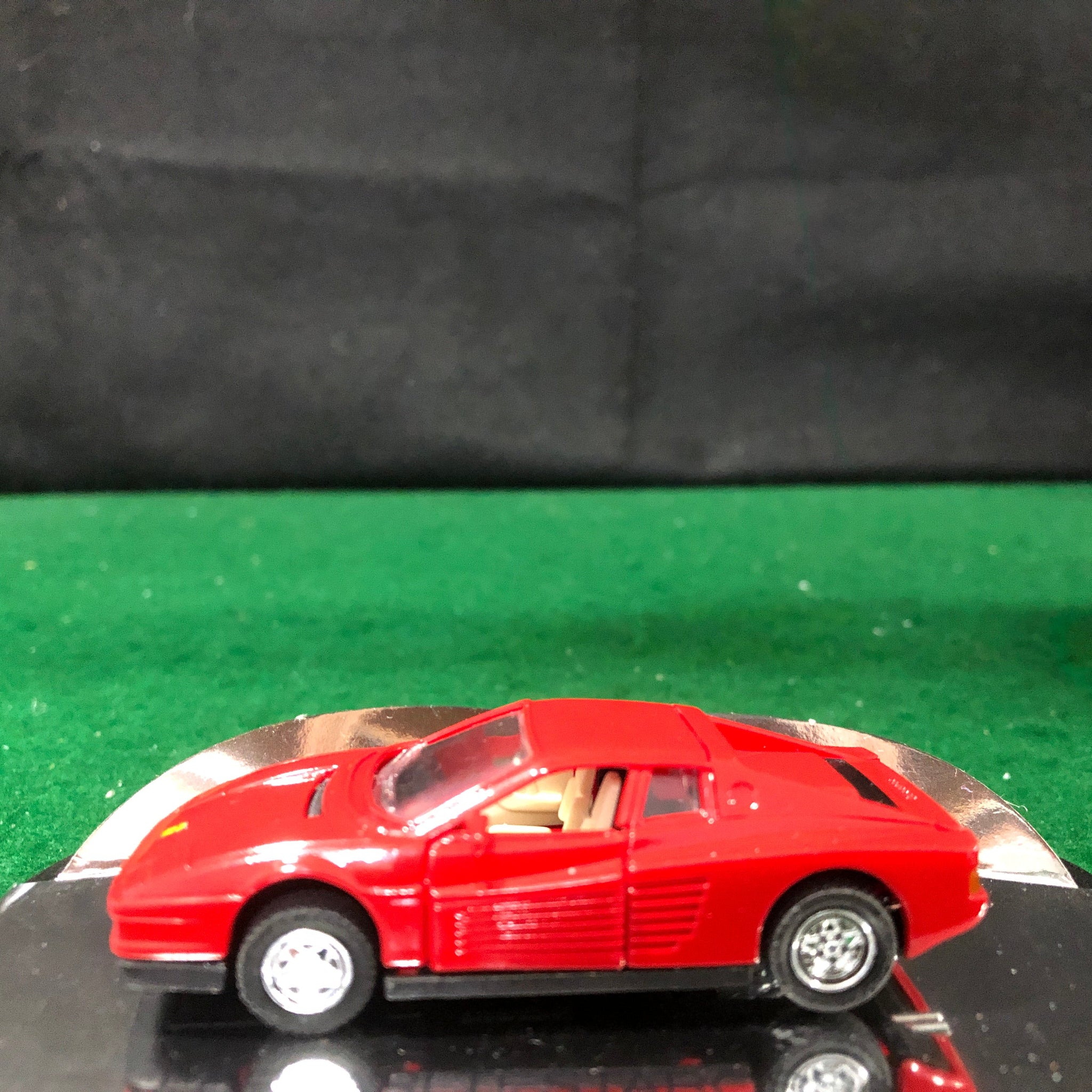 Ferrari Testarossa Red by Majorette 1:60 (1005)