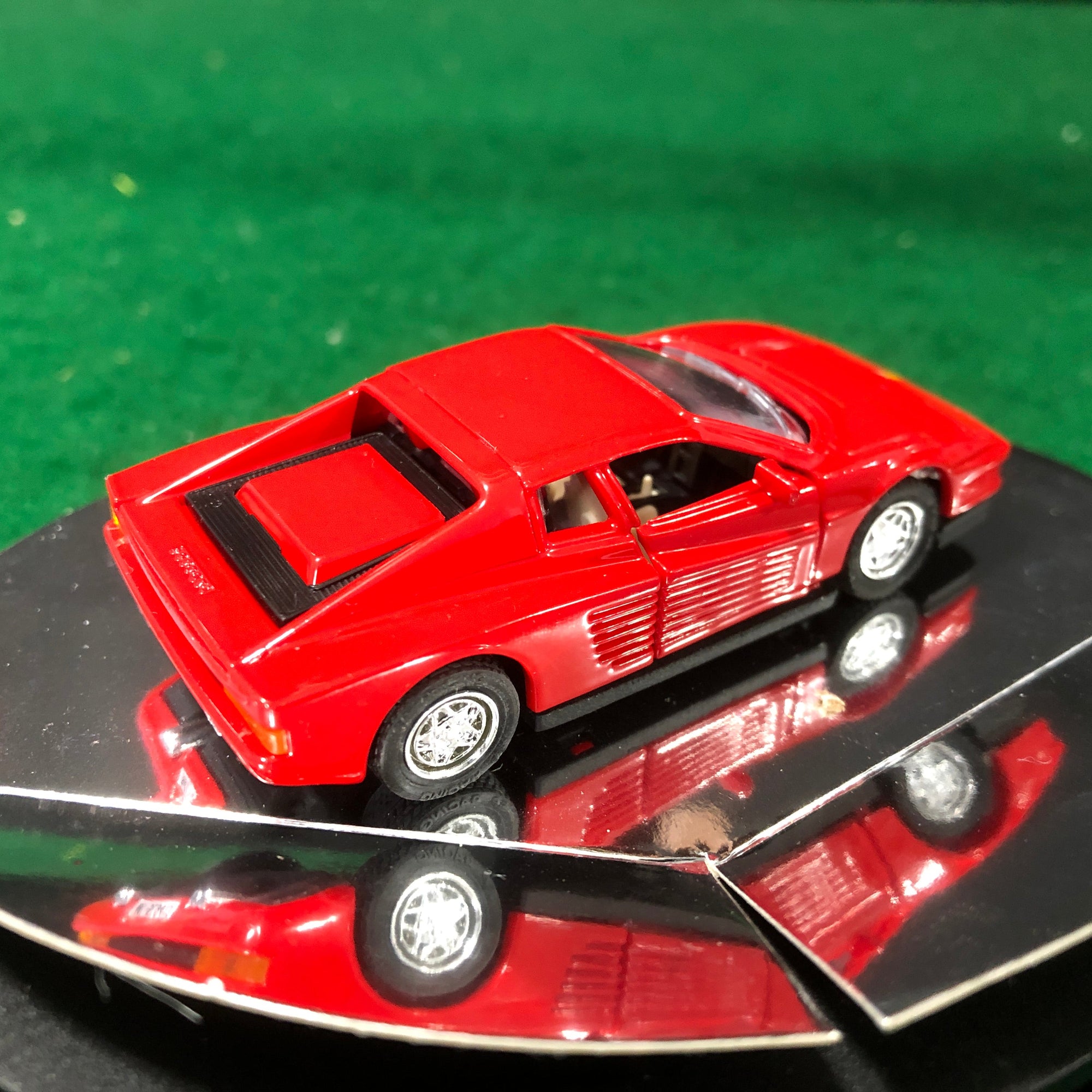 Ferrari Testarossa Red by Majorette 1:60 (1005)