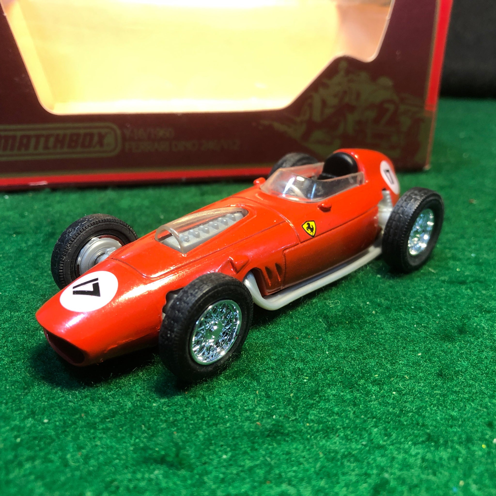 Ferrari Dino 246 V-12 F1 1960 by Matchbox 1:36 (Y16)