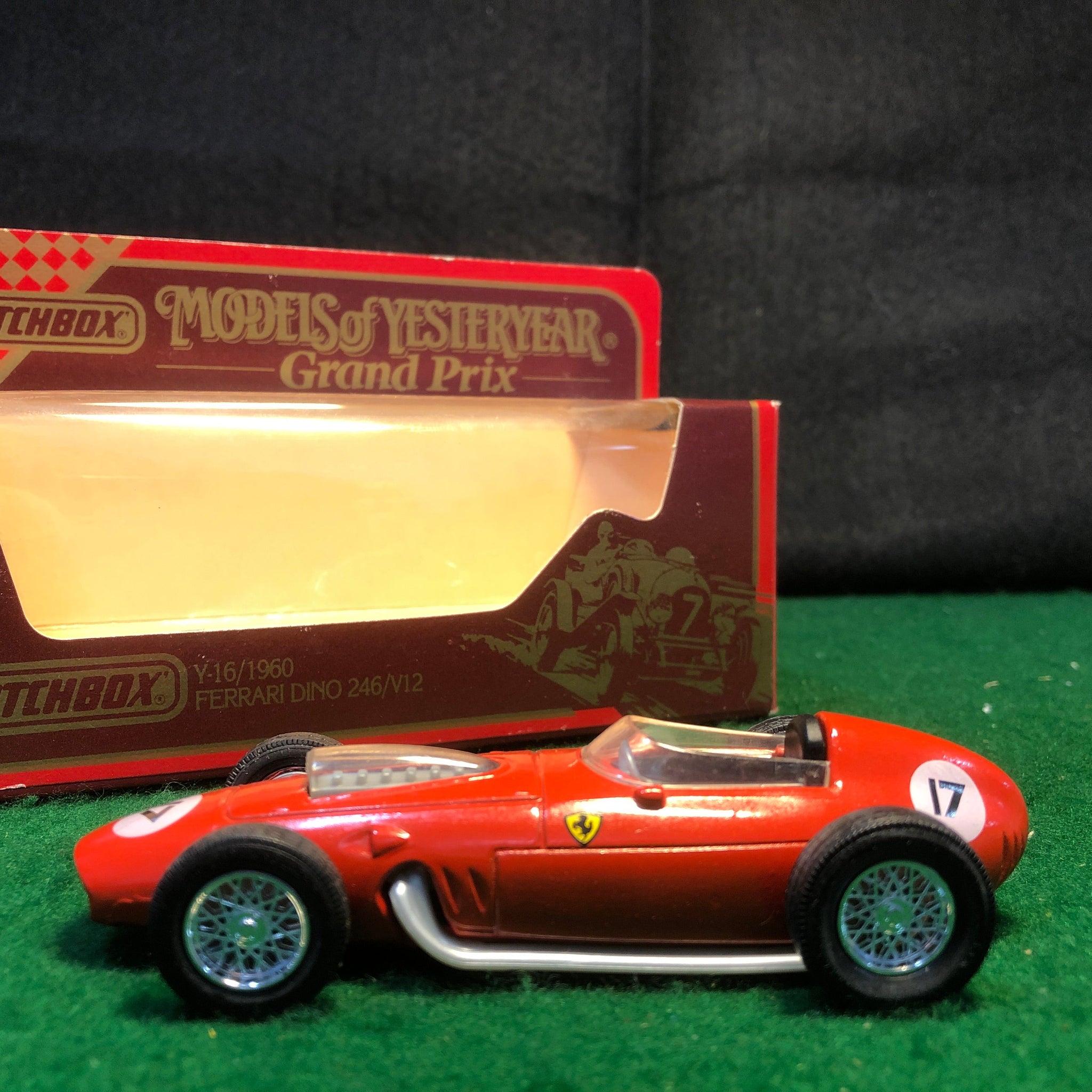 Ferrari Dino 246 V-12 F1 1960 by Matchbox 1:36 (Y16)