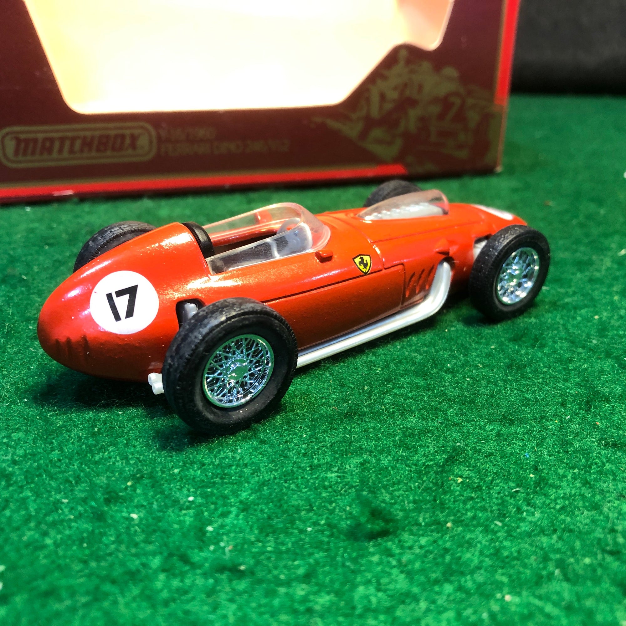 Ferrari Dino 246 V-12 F1 1960 by Matchbox 1:36 (Y16)