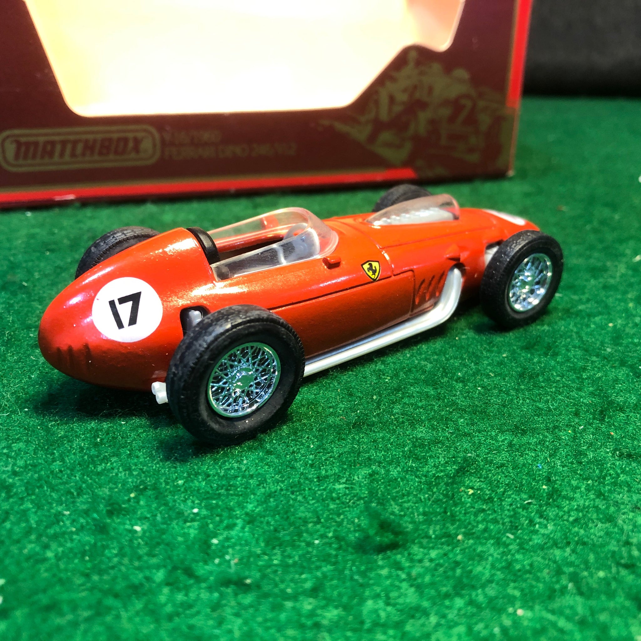 Ferrari Dino 246 V-12 F1 1960 by Matchbox 1:36 (Y16)
