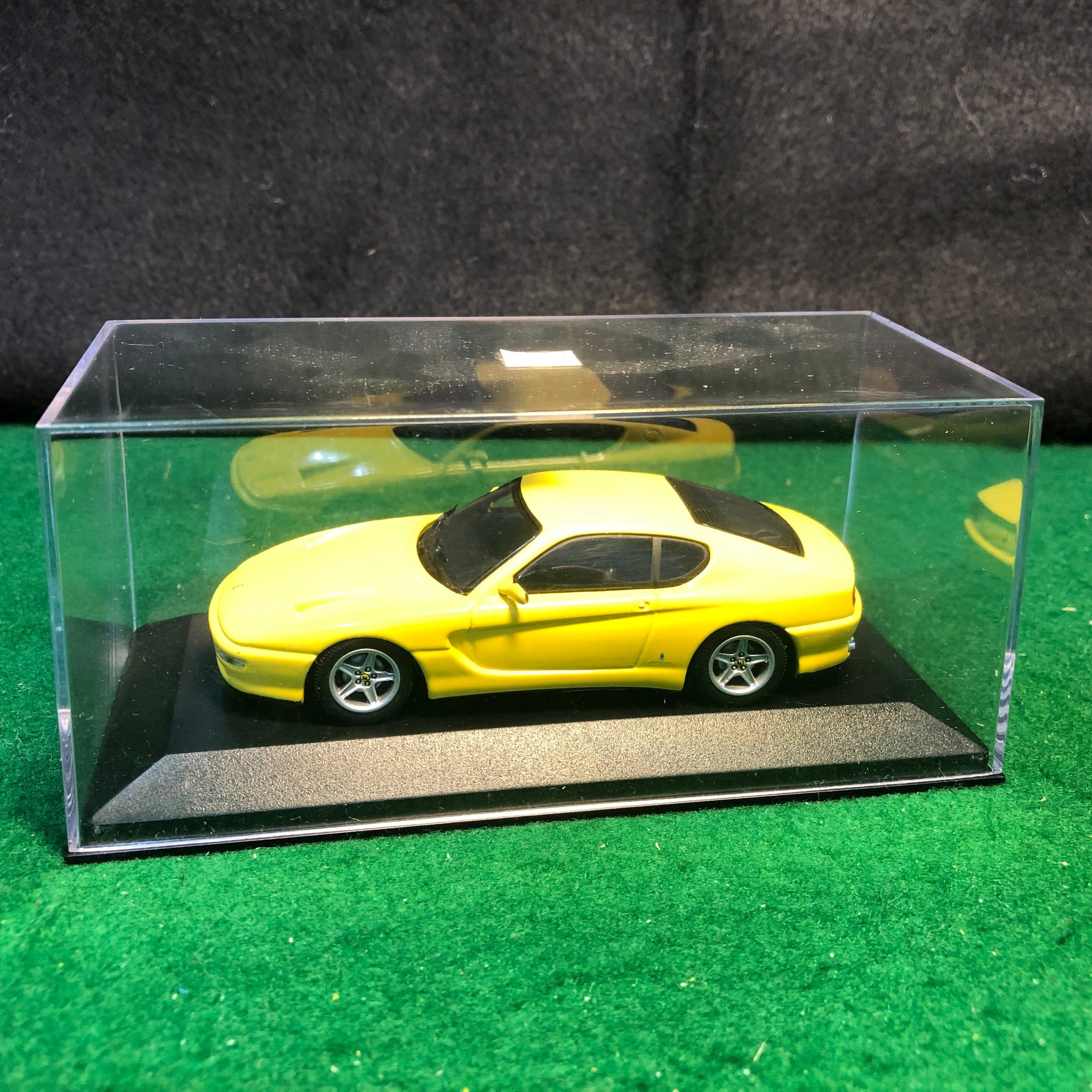 Ferrari 456 GT Yellow by Minichamps 1:43 (072401)