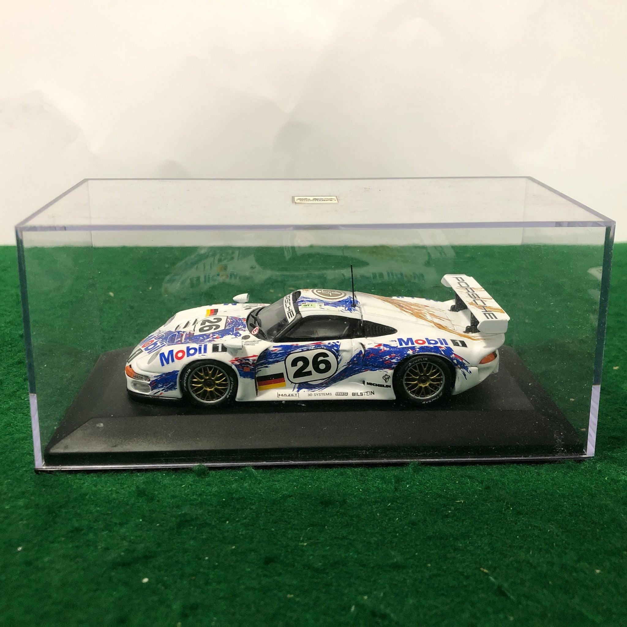 Porsche 911 GT 1 Le Mans 1996 N 26 by Minichamps 1:43 (430966626)