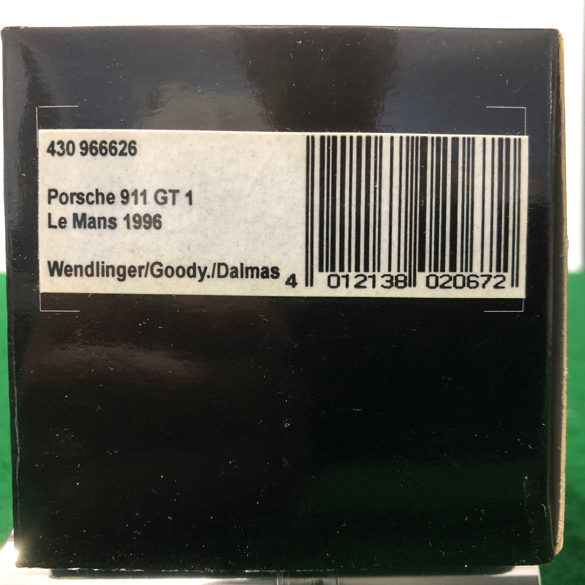 Porsche 911 GT 1 Le Mans 1996 N 26 by Minichamps 1:43 (430966626)