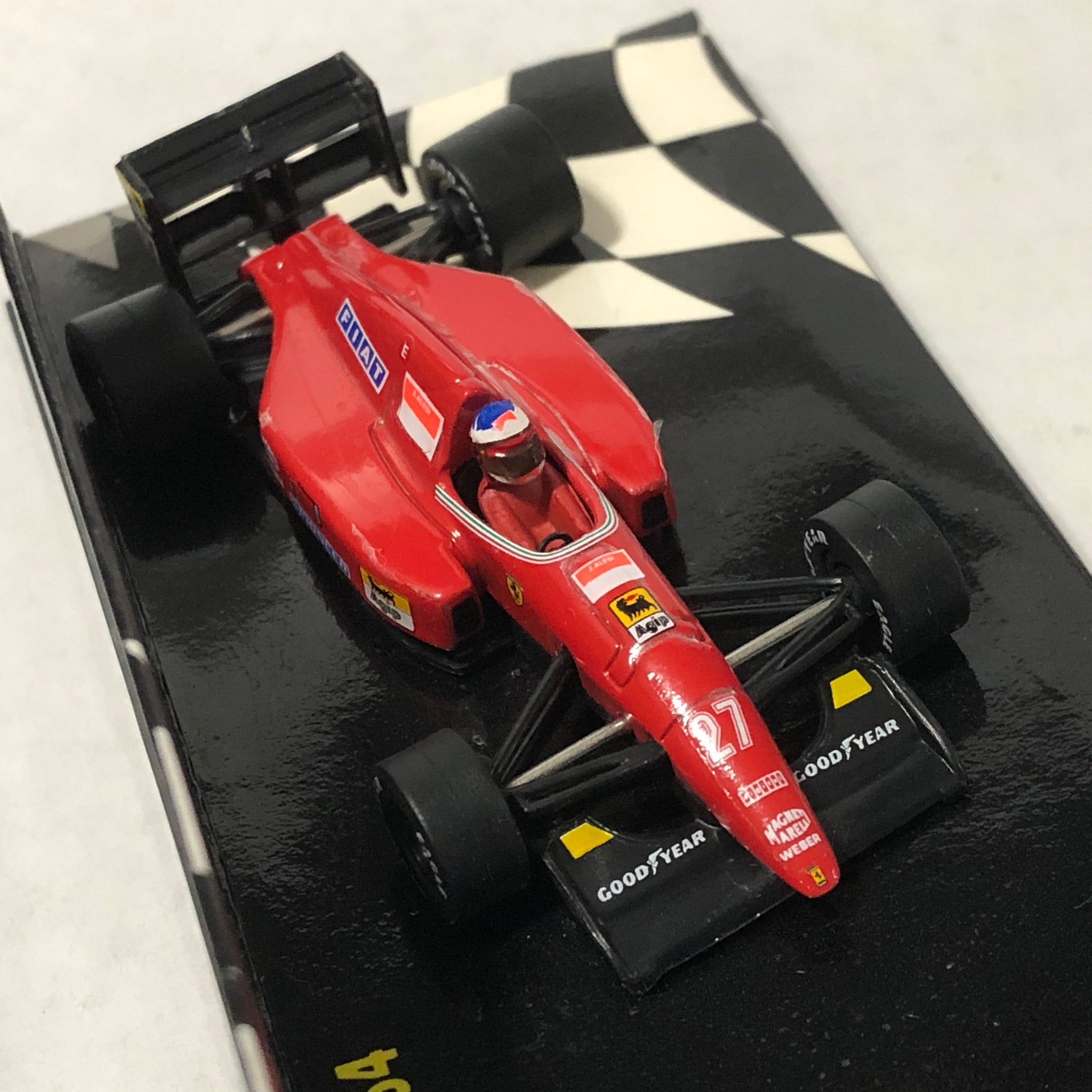 Ferrari F92 A F1 1992 N 27 J Alesi by Microchamps 1:64 (MCH651304)