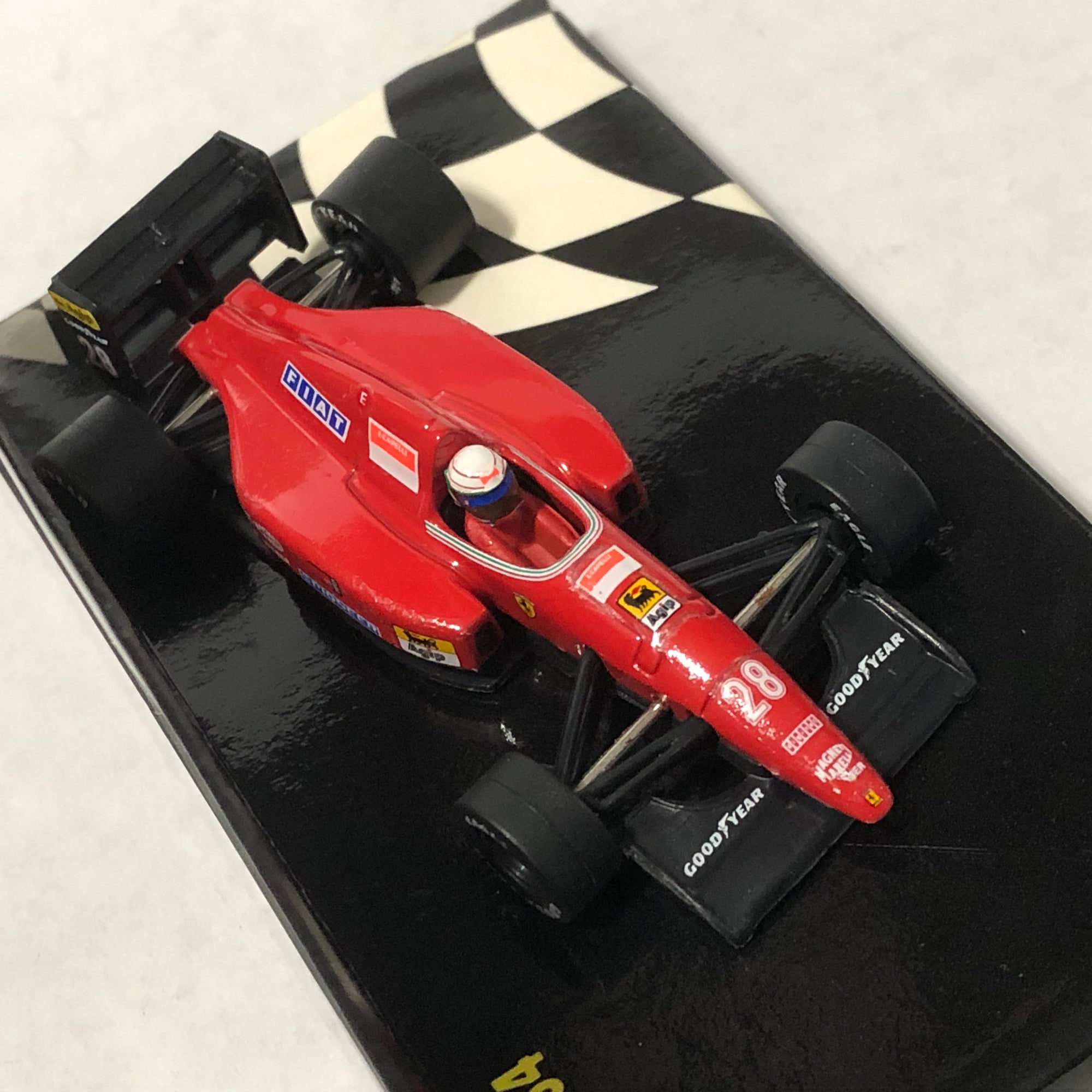 Ferrari F92 A F1 1992 N 28 I Capelli by Microchamps 1:64 (MCH651305)