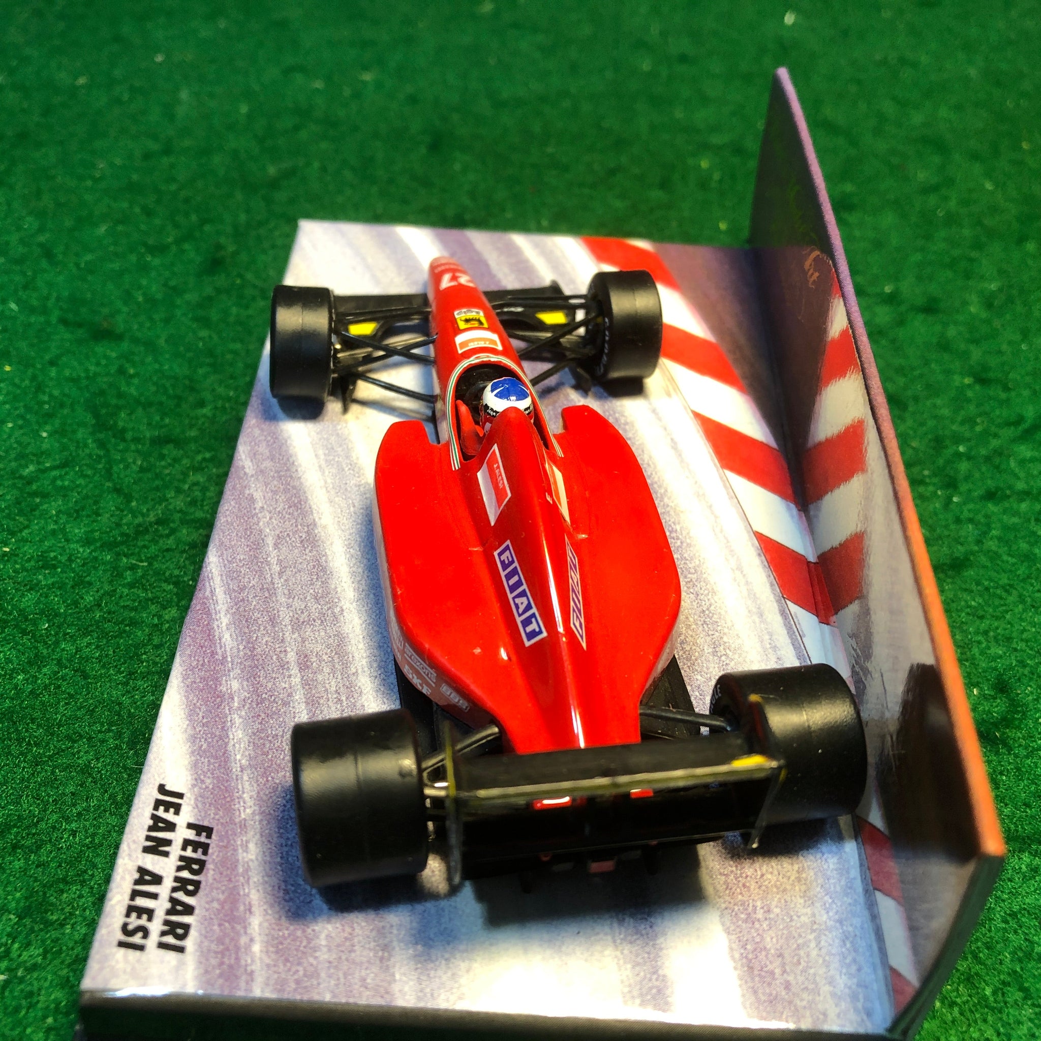 Ferrari F1-92 1992 N 27 Jean Alesi by Minichamps 1:43 (920027)