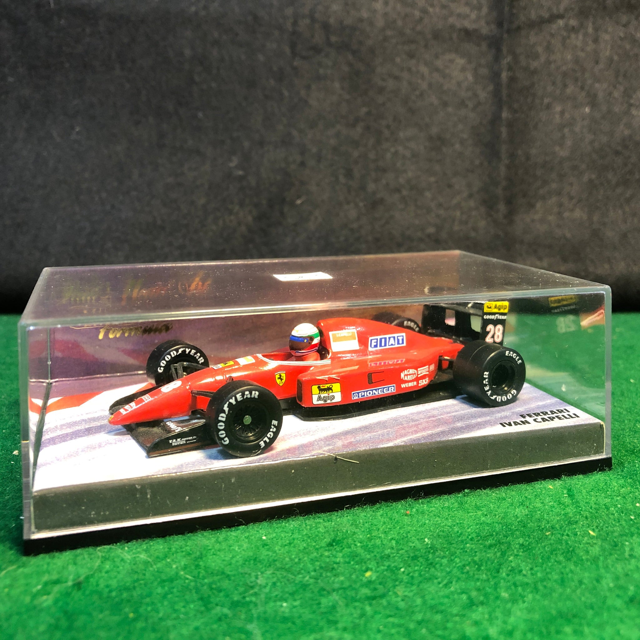Ferrari F1-92 1992 N 28 Ivan Capelli by Minichamps 1:43 (920028)