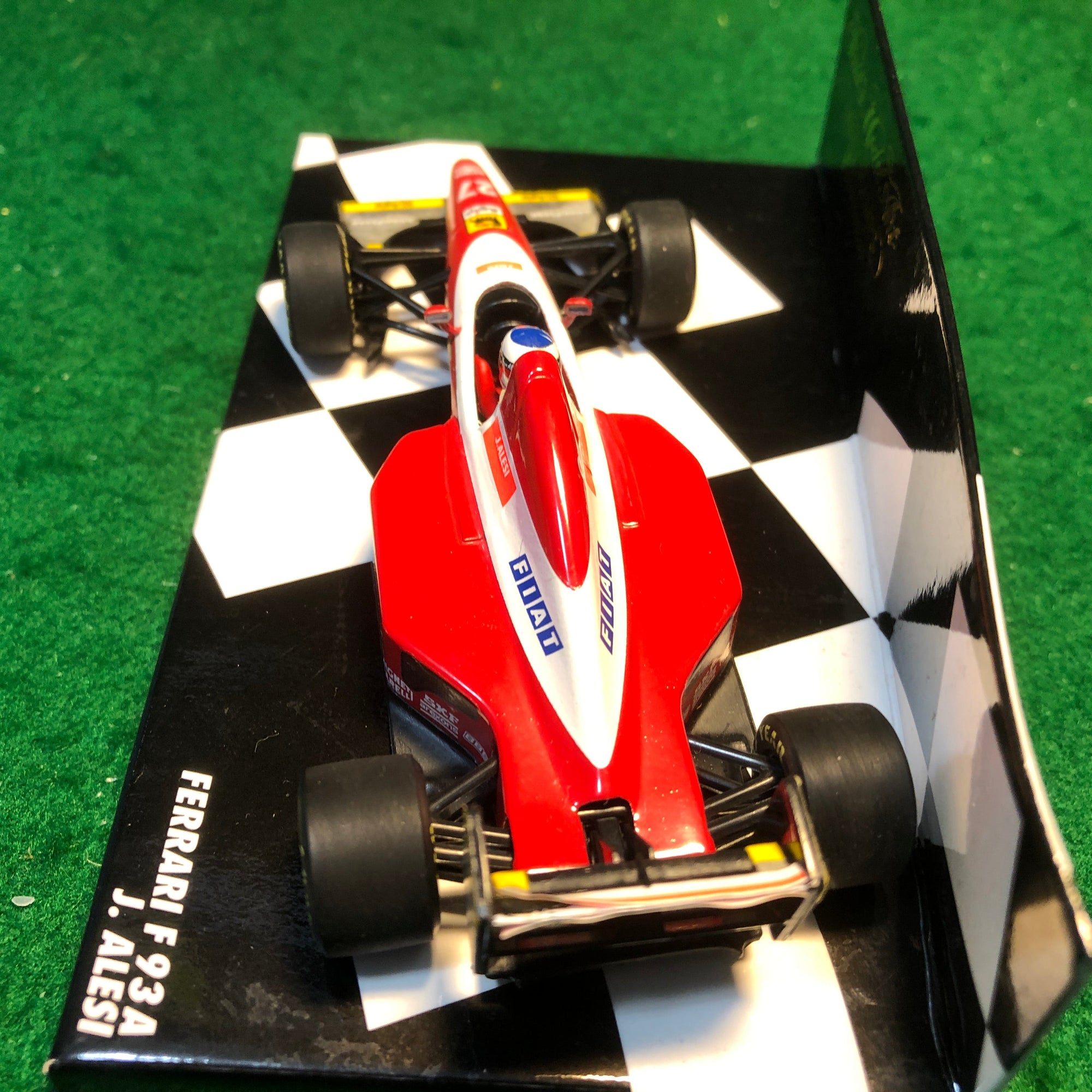 Ferrari F93 A 1993 N 27 Jean Alesi by Minichamps 1:43 (930027)