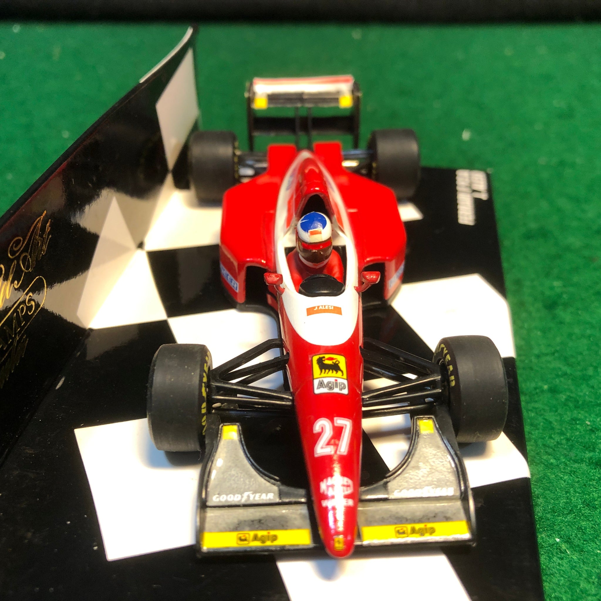 Ferrari F93 A 1993 N 27 Jean Alesi by Minichamps 1:43 (930027)