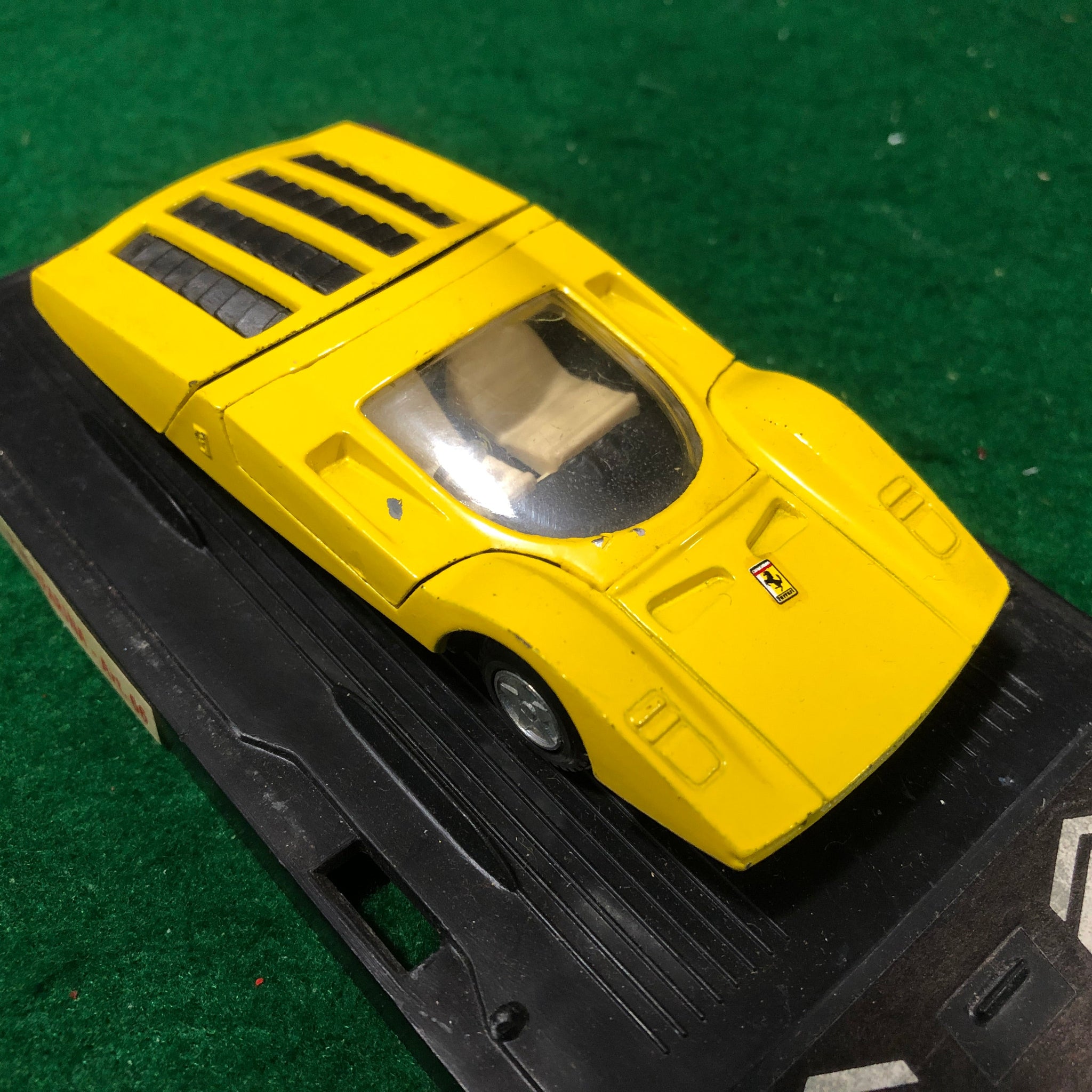 Ferrari 512 S Pininfarina Yellow by Mercury 1:43 (66)(Autobox)