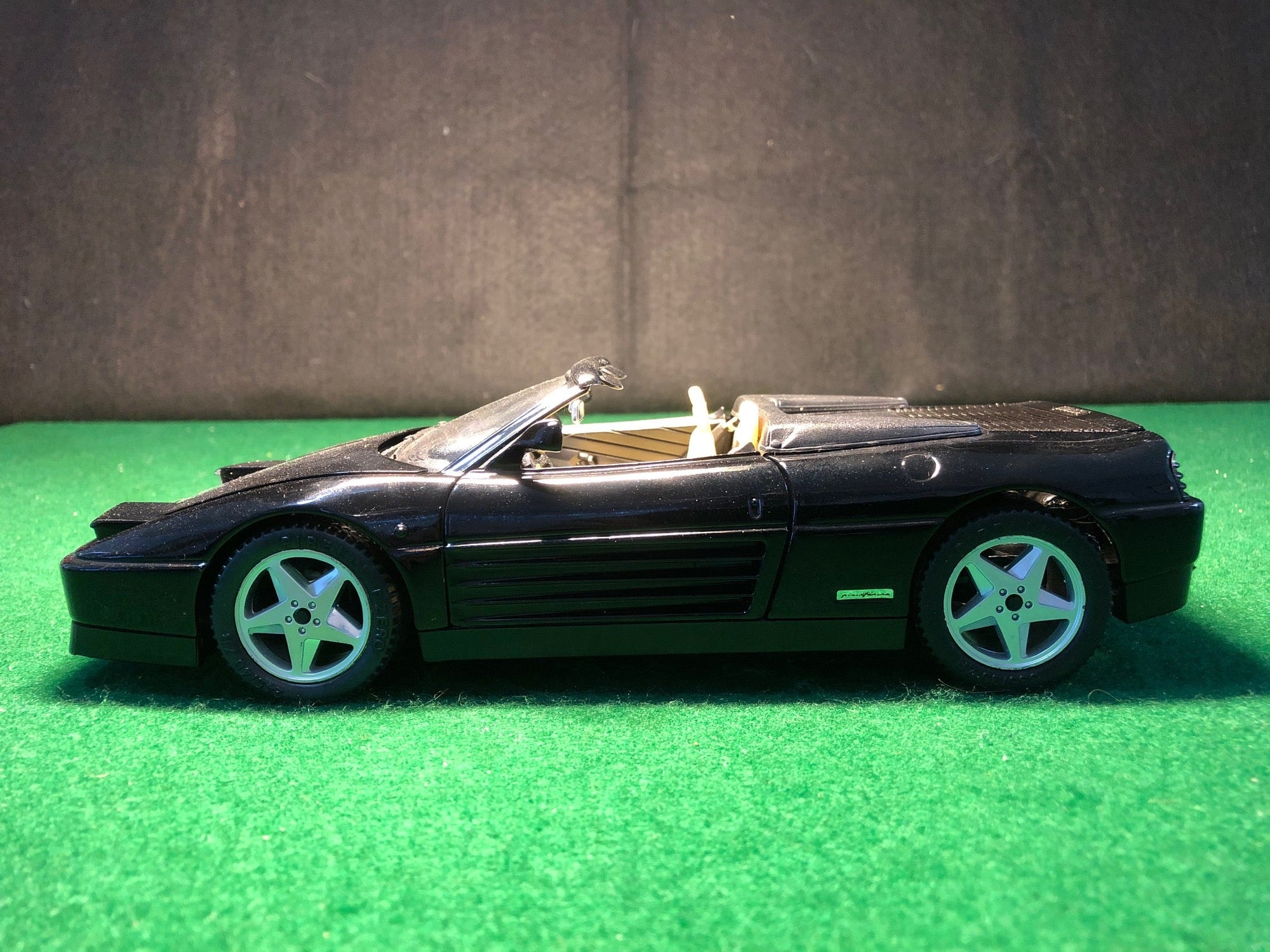 Ferrari 348 ts Black by Mira 1:18 (6101)(No box)