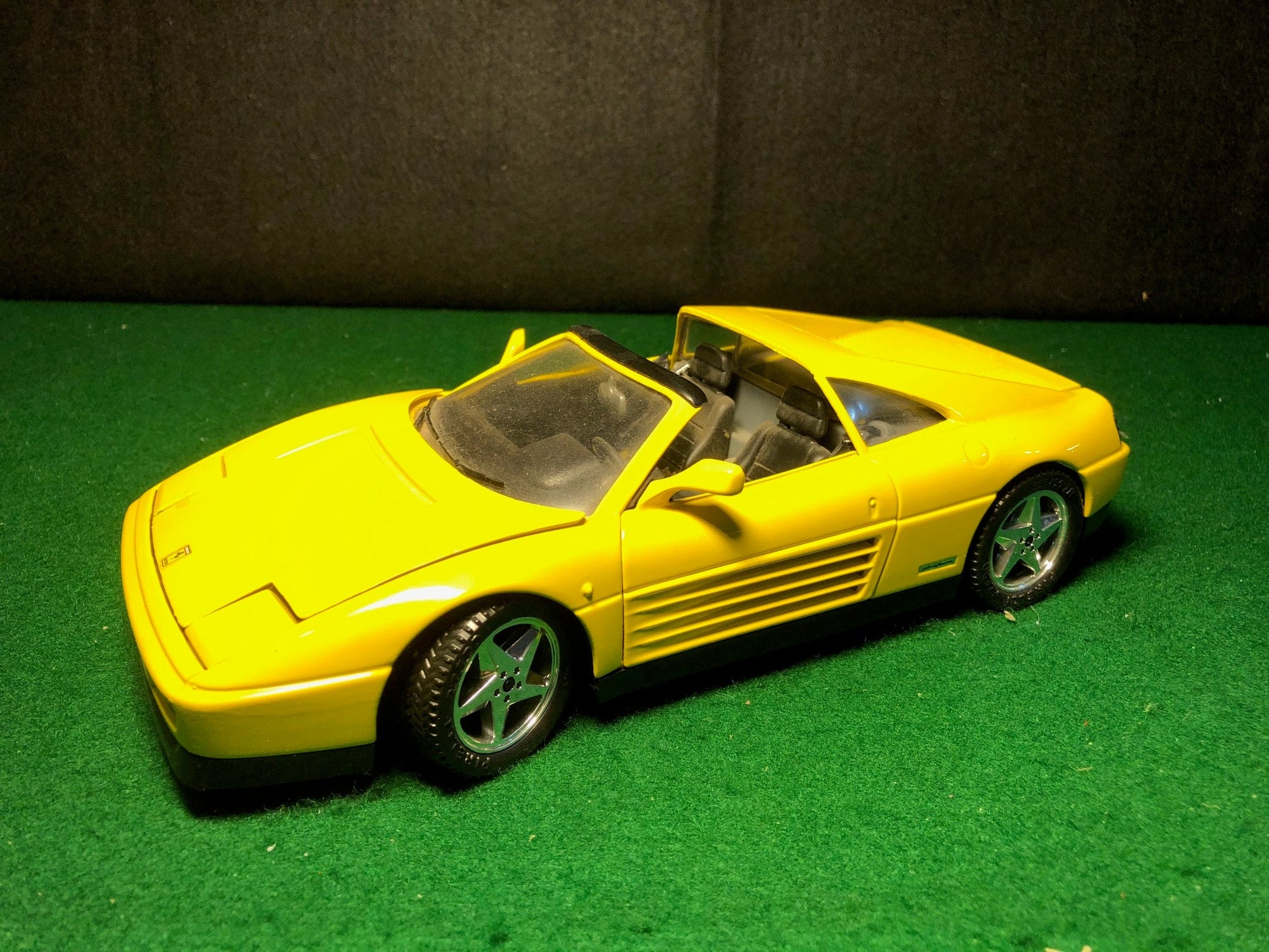 Ferrari 348 ts Yellow by Mira 1:18 (6102)(No box)