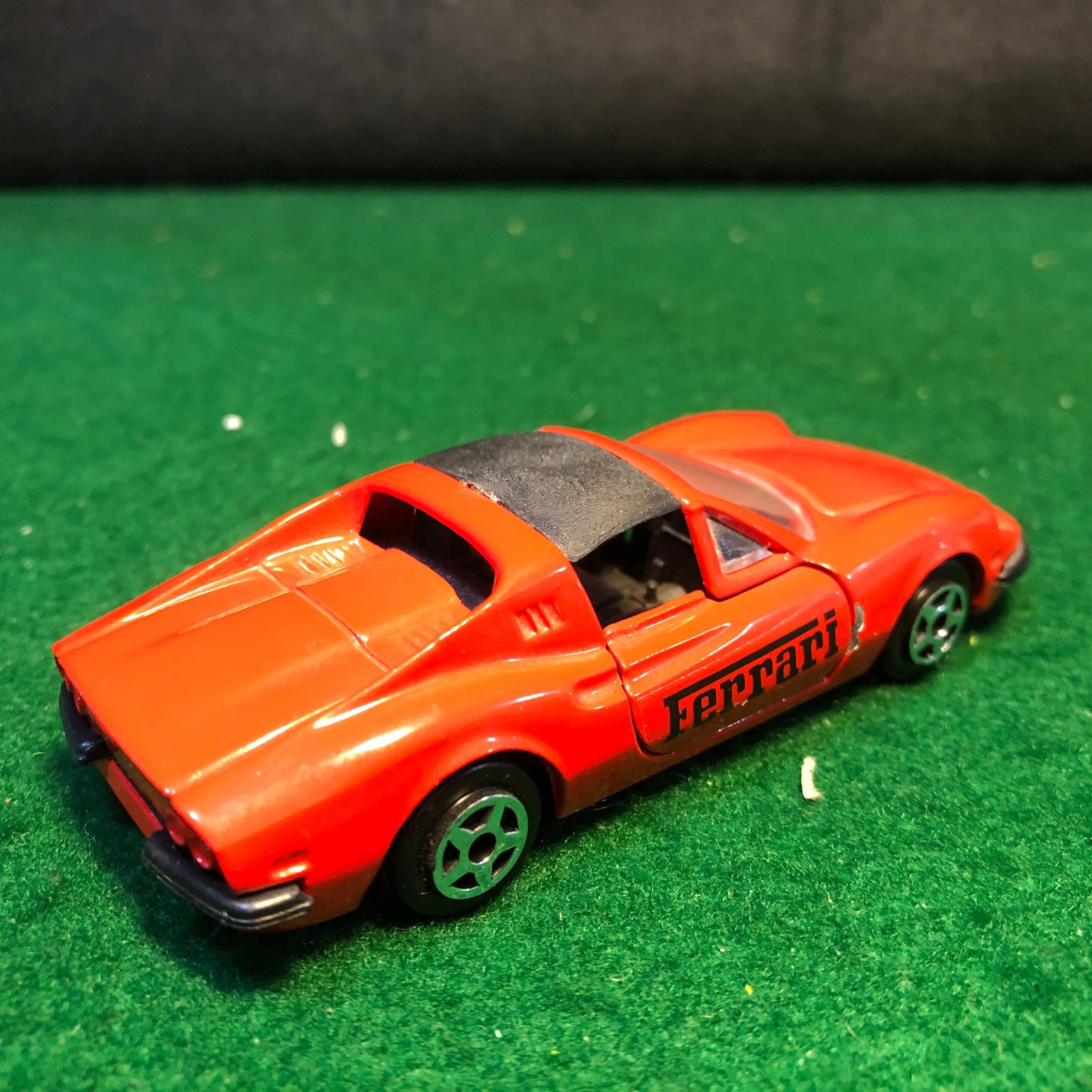 Ferrari 246 GTS Dino Red by Norev 1:43 (800)(No box)