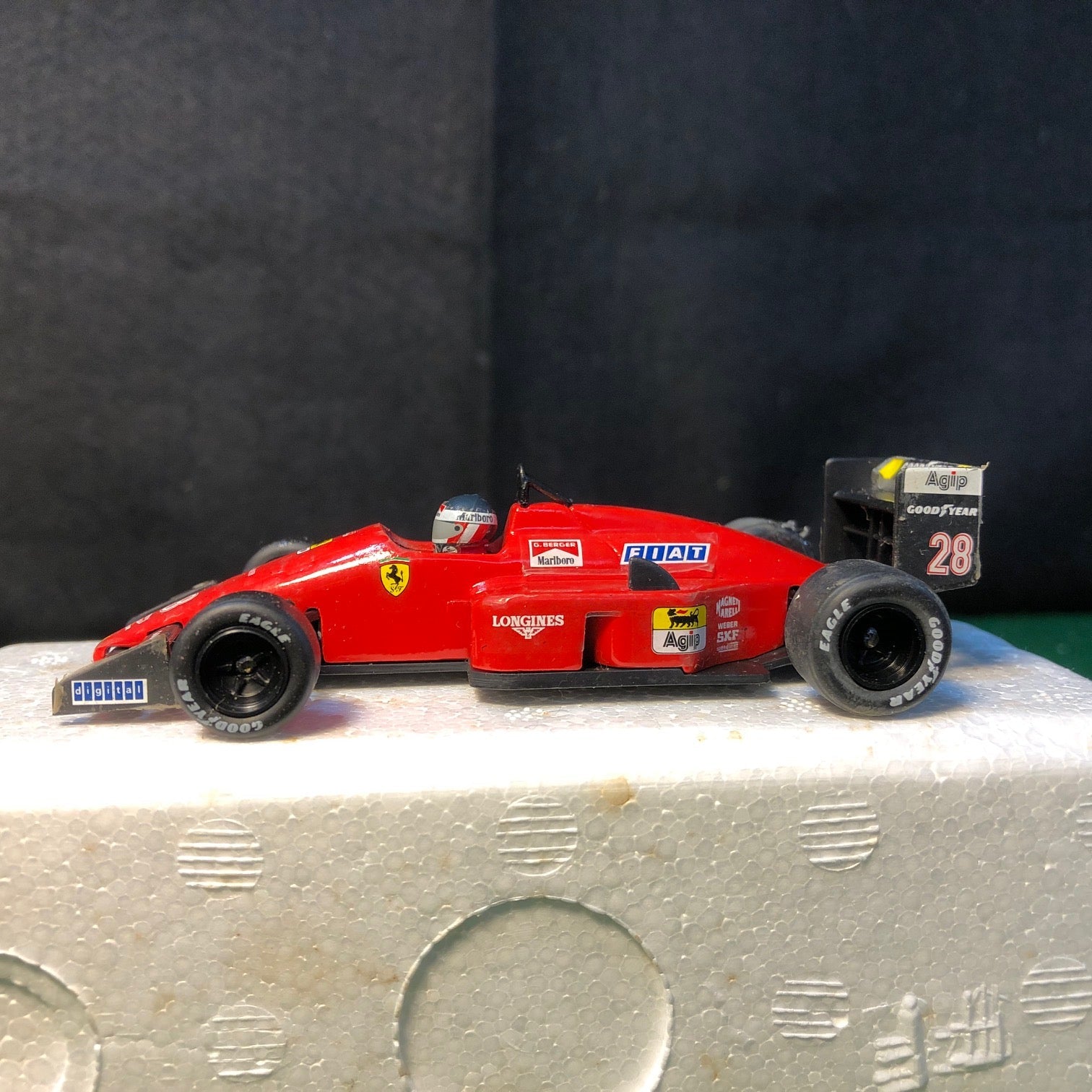 Ferrari F1 87-88C N 28 Gerhard Berger by Onyx 1:43 (006)