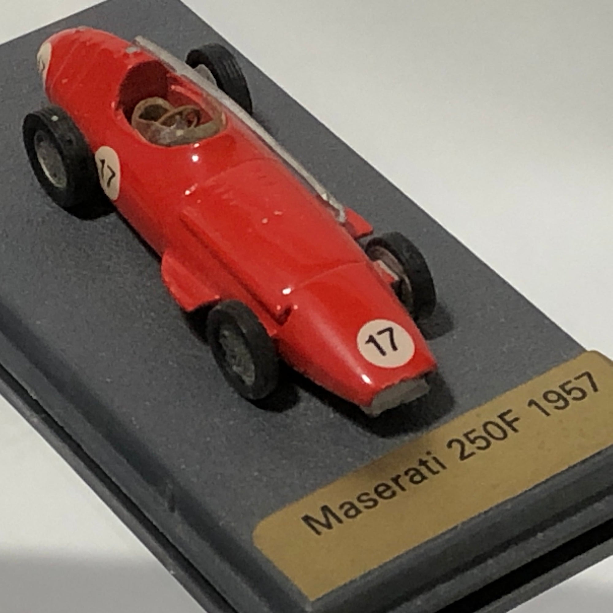 Maserati 250 F 1957 N 17 by Bellini Piccolino 1:76 (GP17/F)(No box)