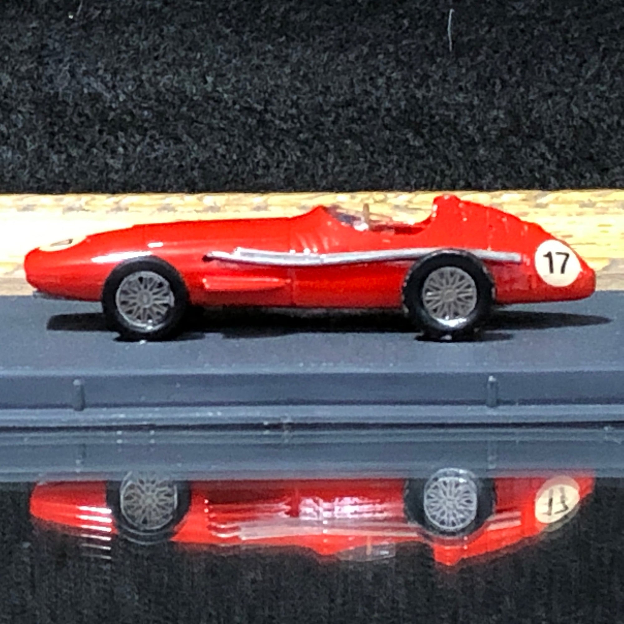 Maserati 250 F 1957 N 17 by Bellini Piccolino 1:76 (GP17/F)